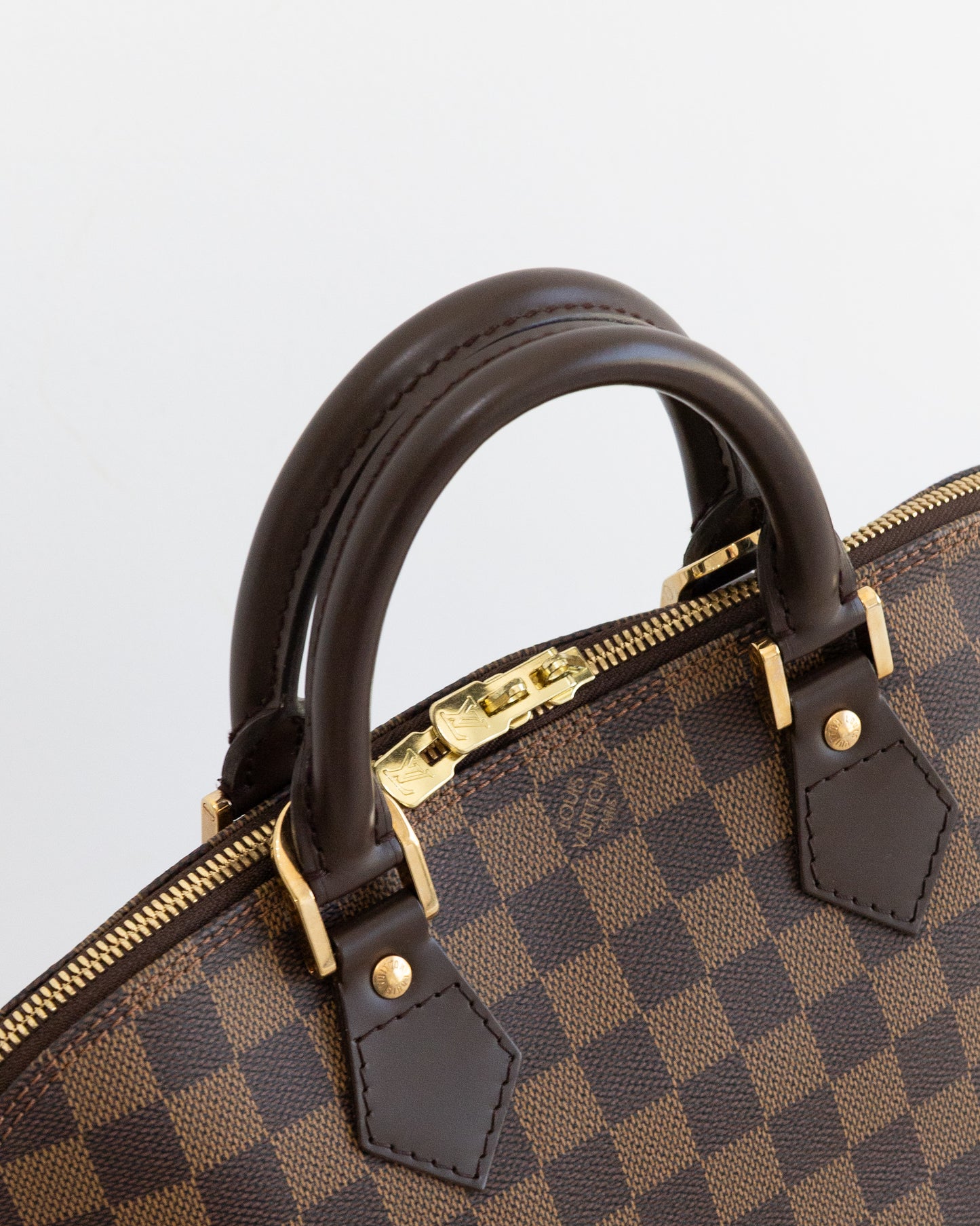 LOUIS VUITTON Alma PM