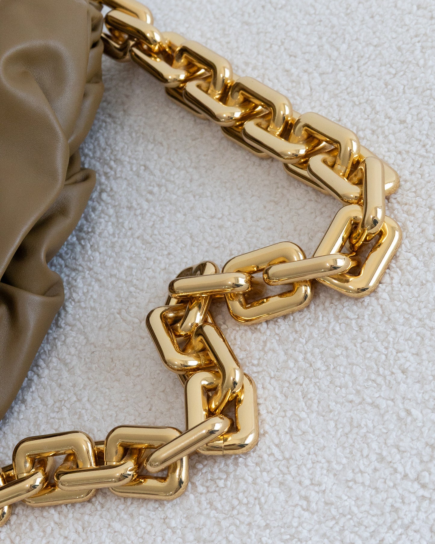 BOTTEGA VENETA Chain Pouch