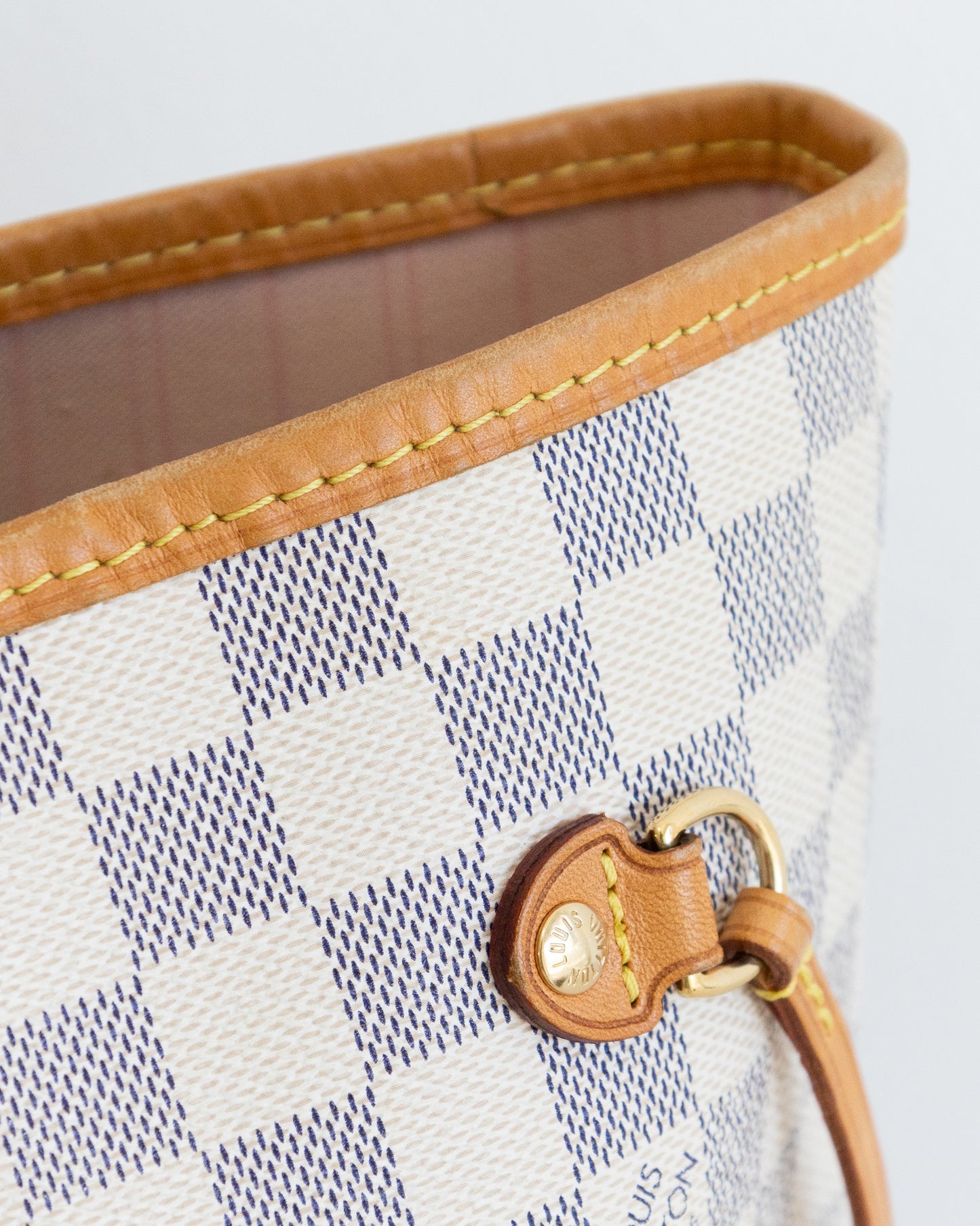 LOUIS VUITTON Neverfull MM