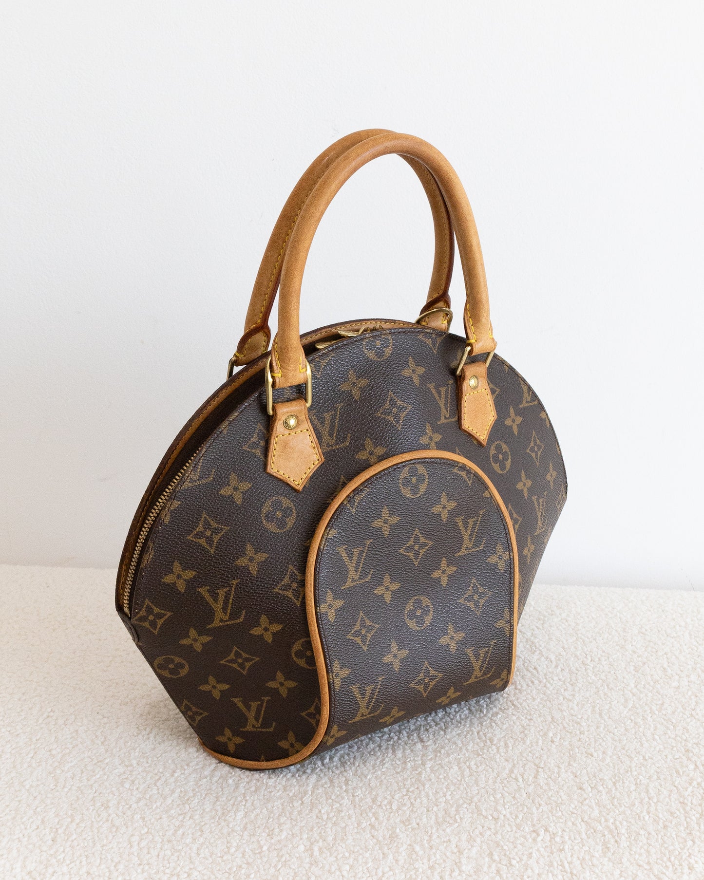 LOUIS VUITTON Ellipse PM