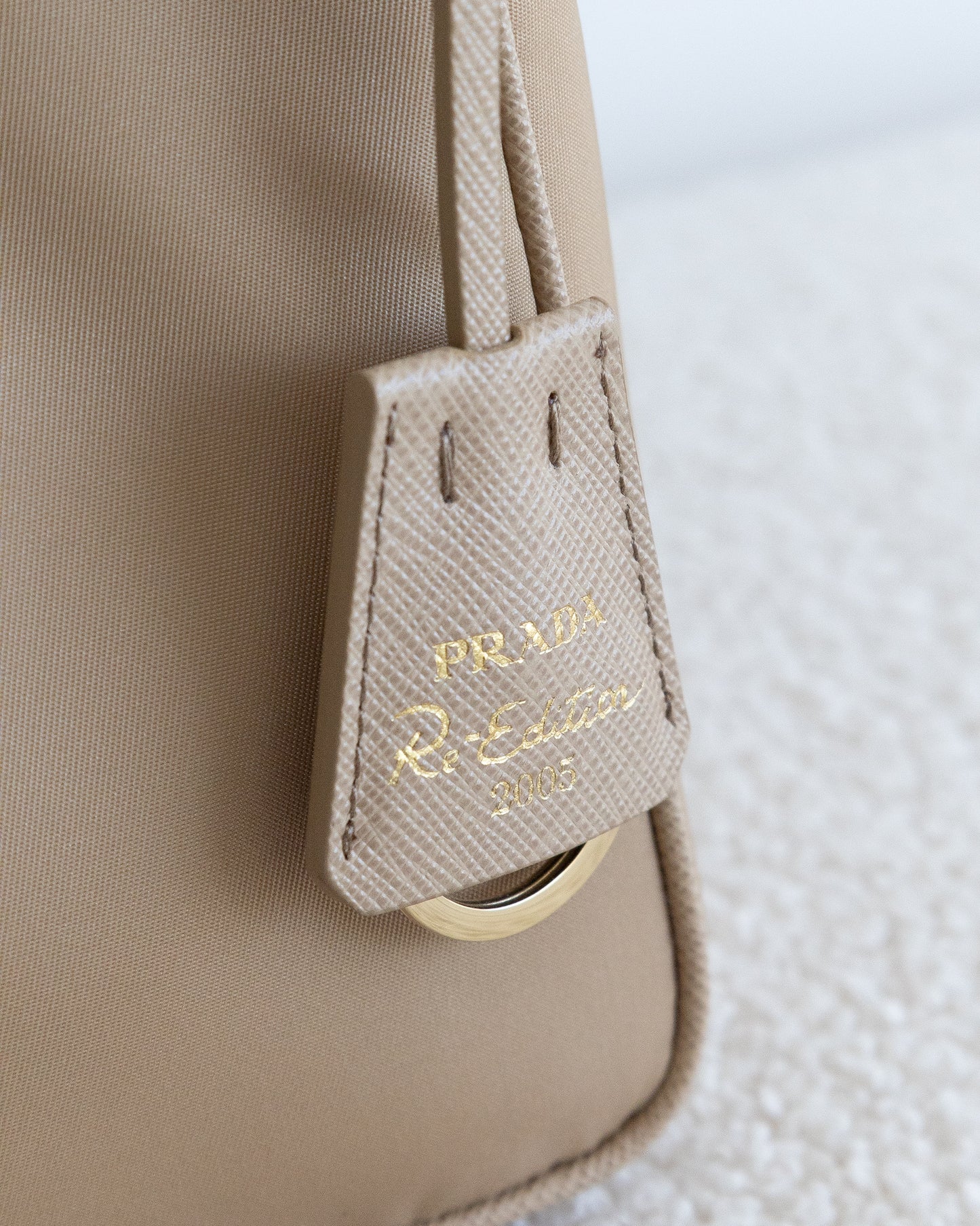 PRADA Re-Edition 2000