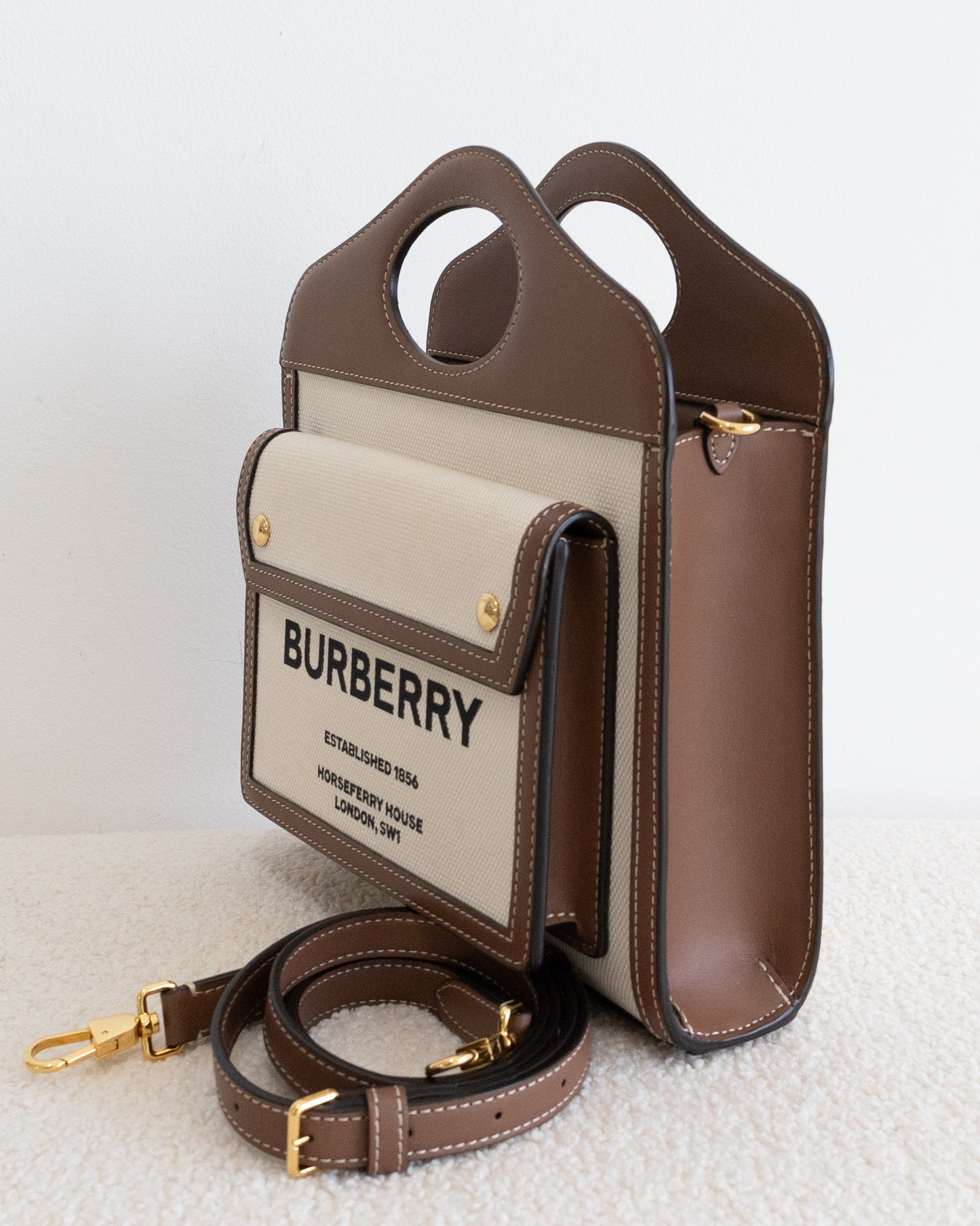 BURBERRY Mini Pocket