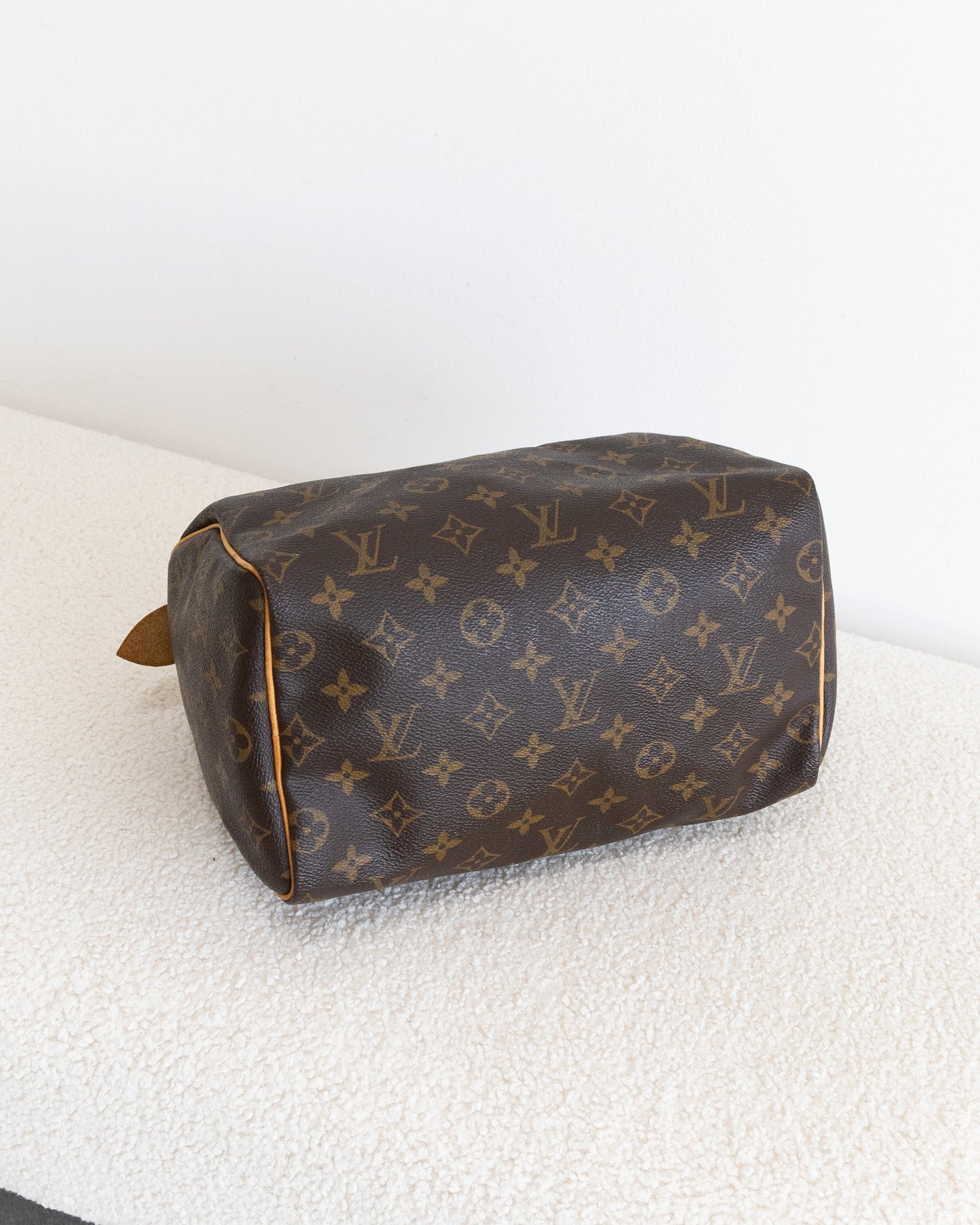 LOUIS VUITTON Speedy 25