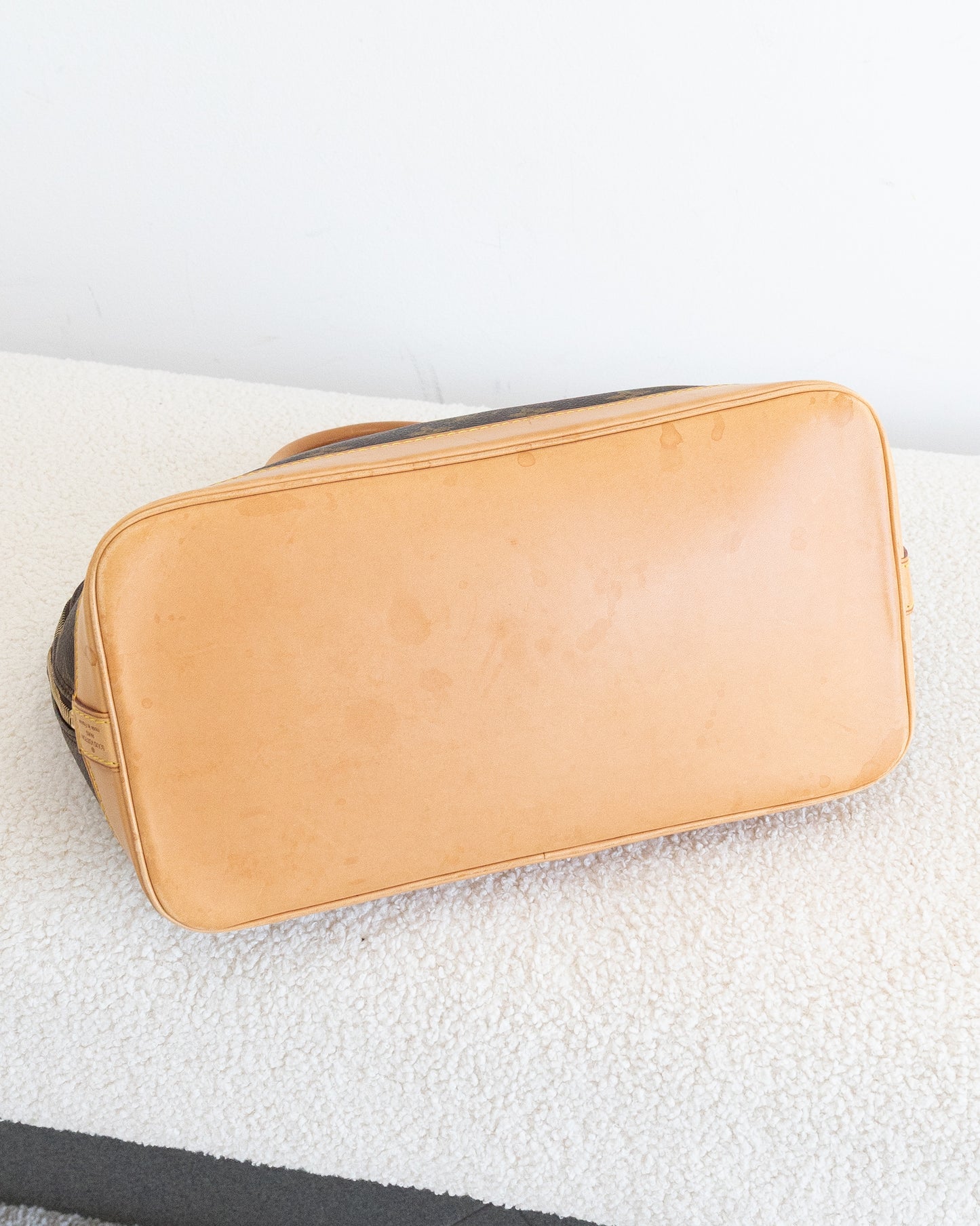 LOUIS VUITTON Alma PM