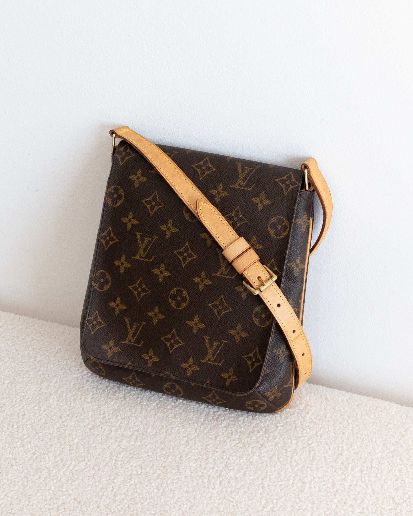 LOUIS VUITTON Musette Salsa PM