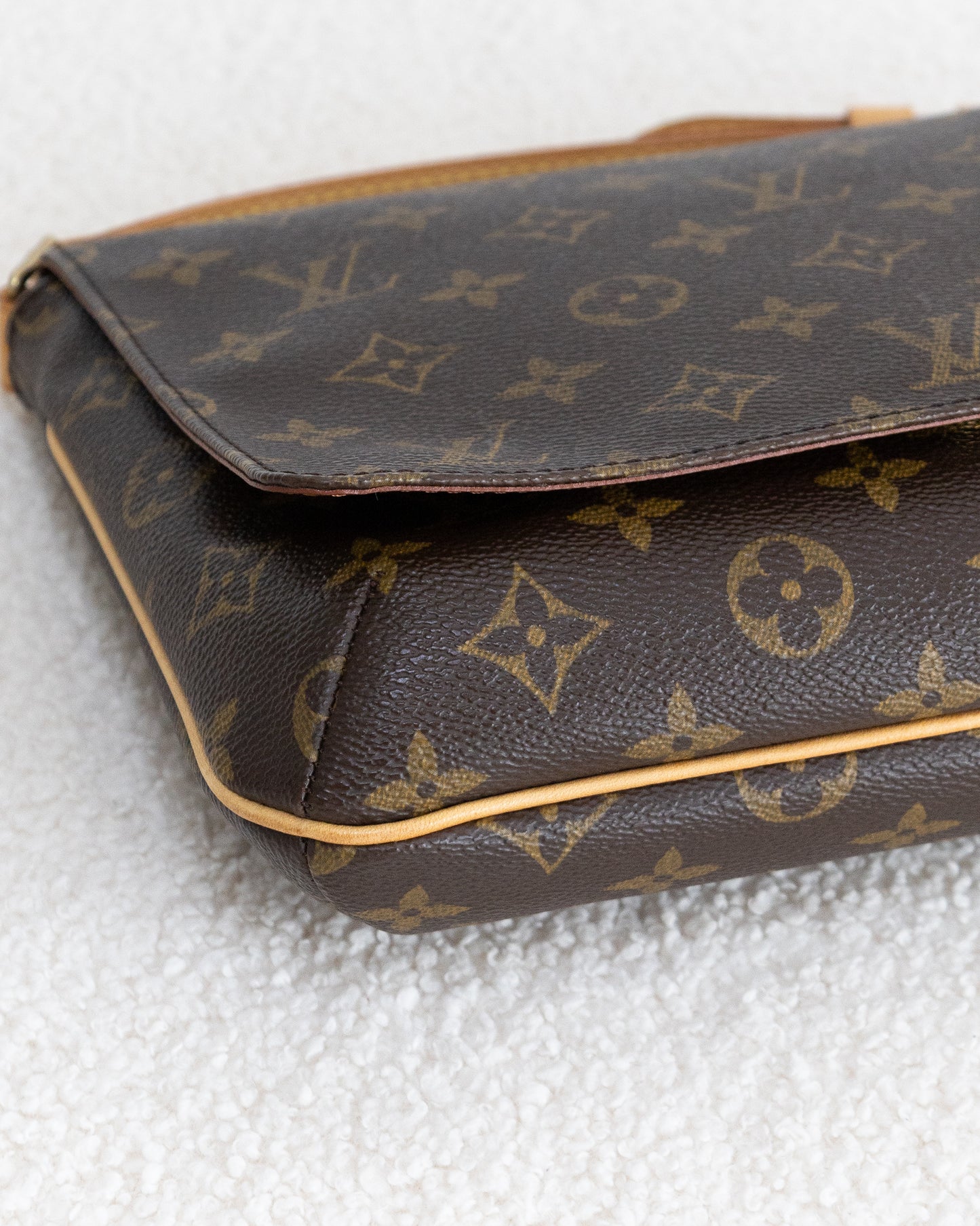 LOUIS VUITTON Musette Tango