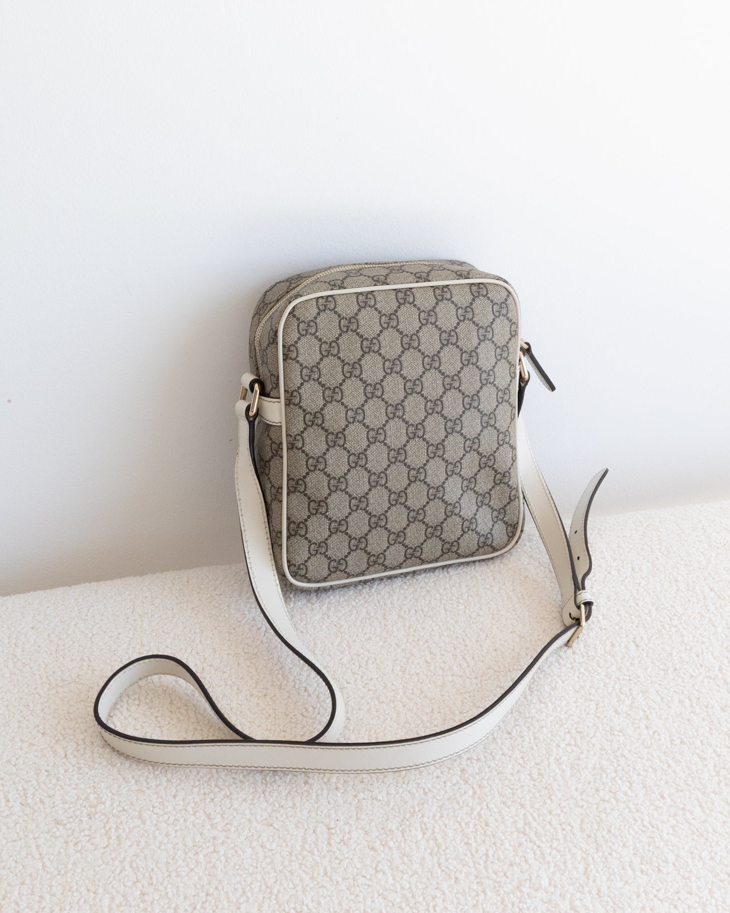 GUCCI GG Crossbody