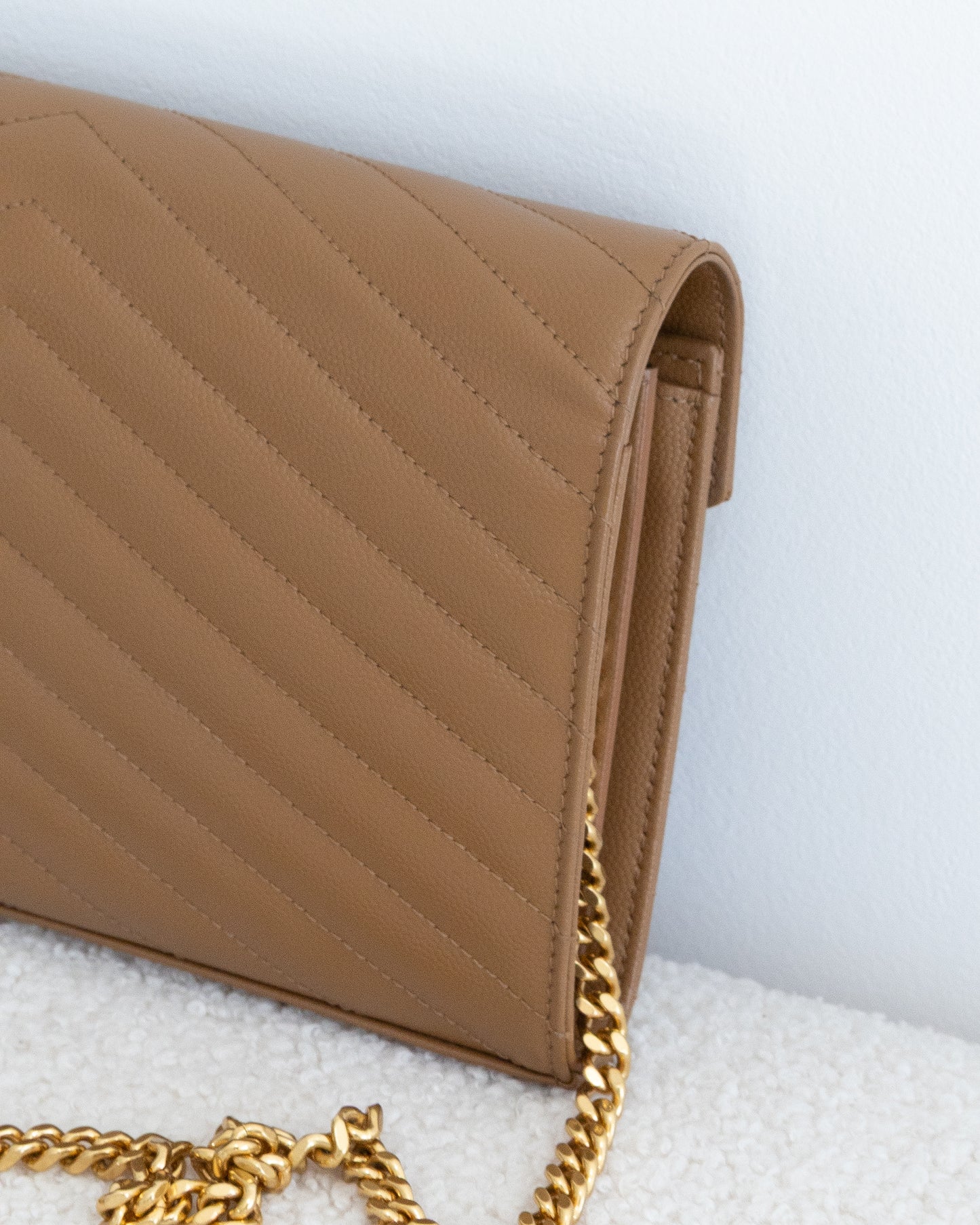 SAINT LAURENT Cassandre WOC