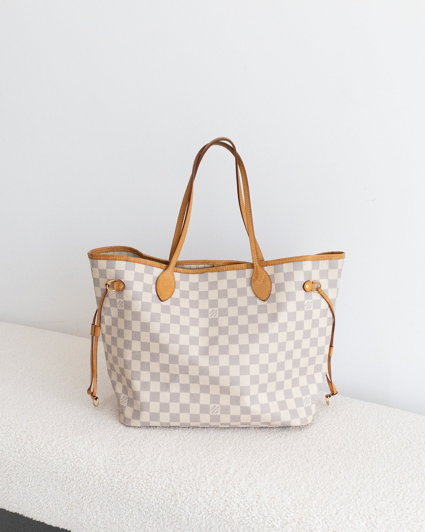 LOUIS VUITTON Neverfull MM