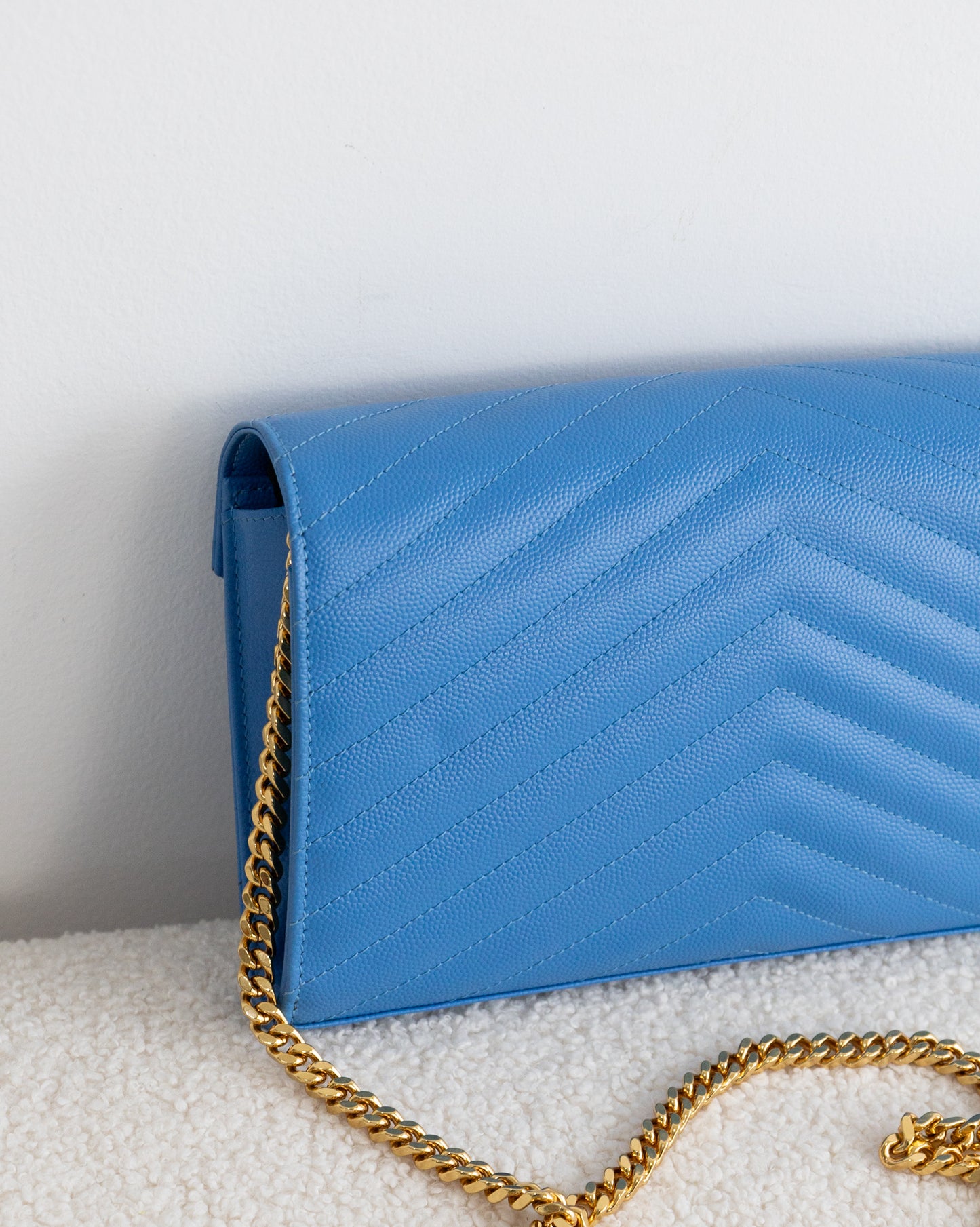 SAINT LAURENT Cassandre WOC