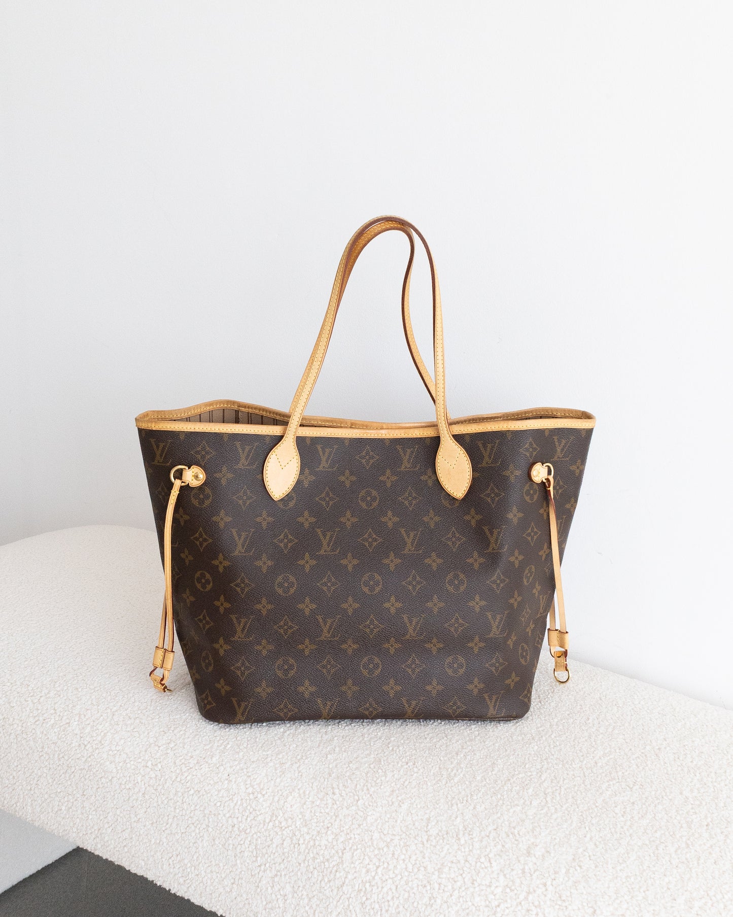 LOUIS VUITTON Neverfull MM