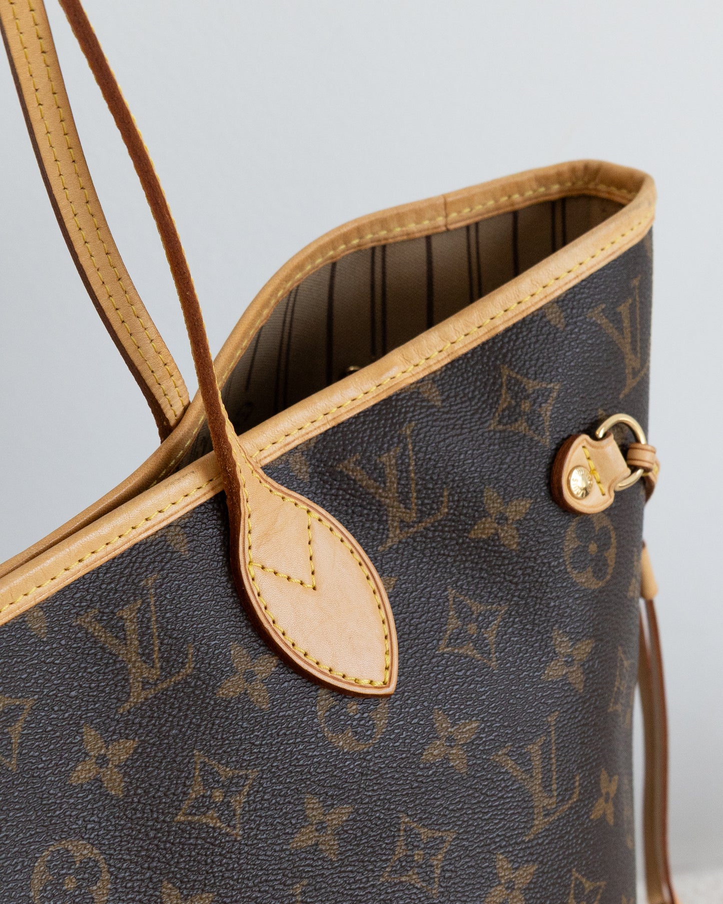LOUIS VUITTON Neverfull MM