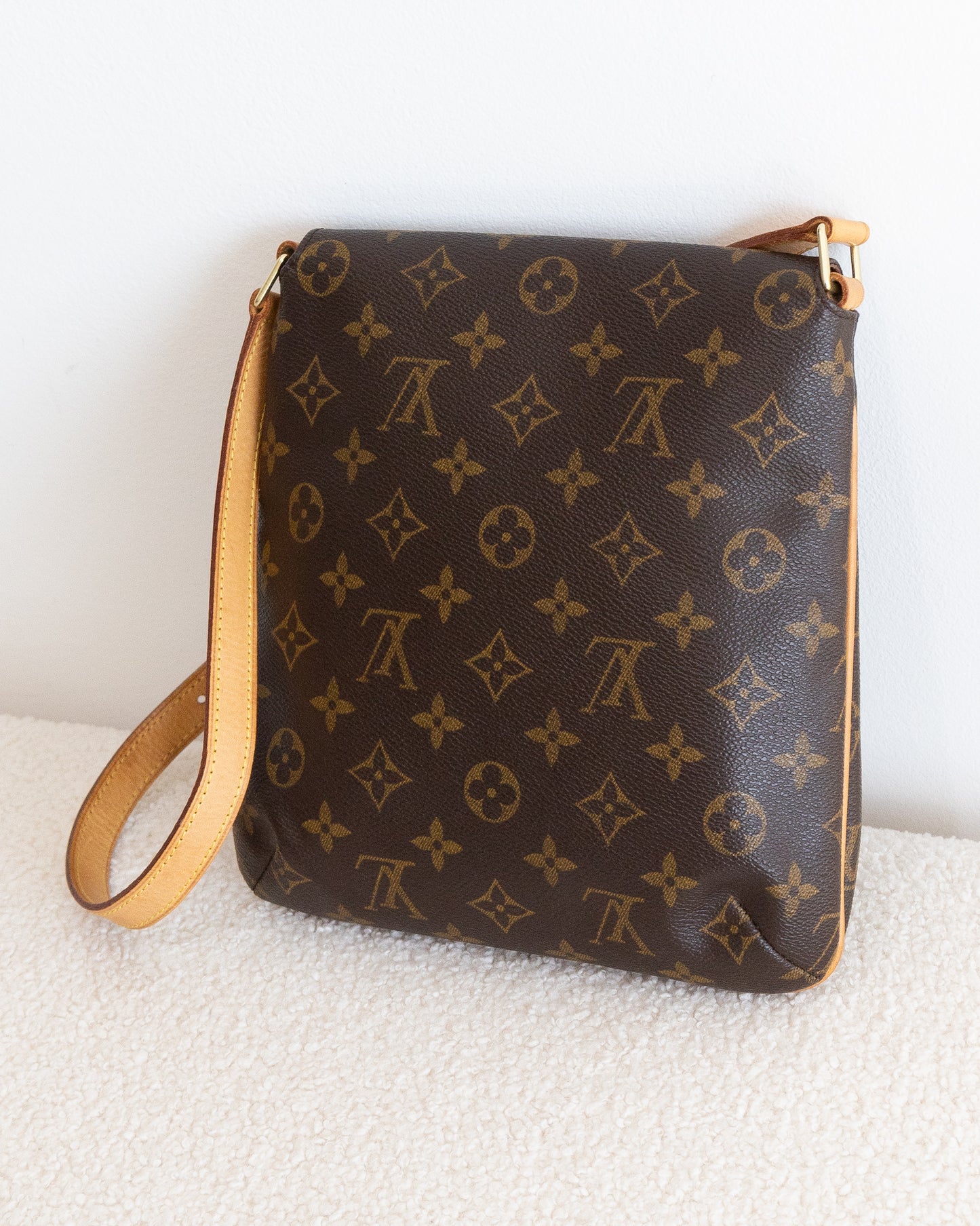 LOUIS VUITTON Musette Salsa PM