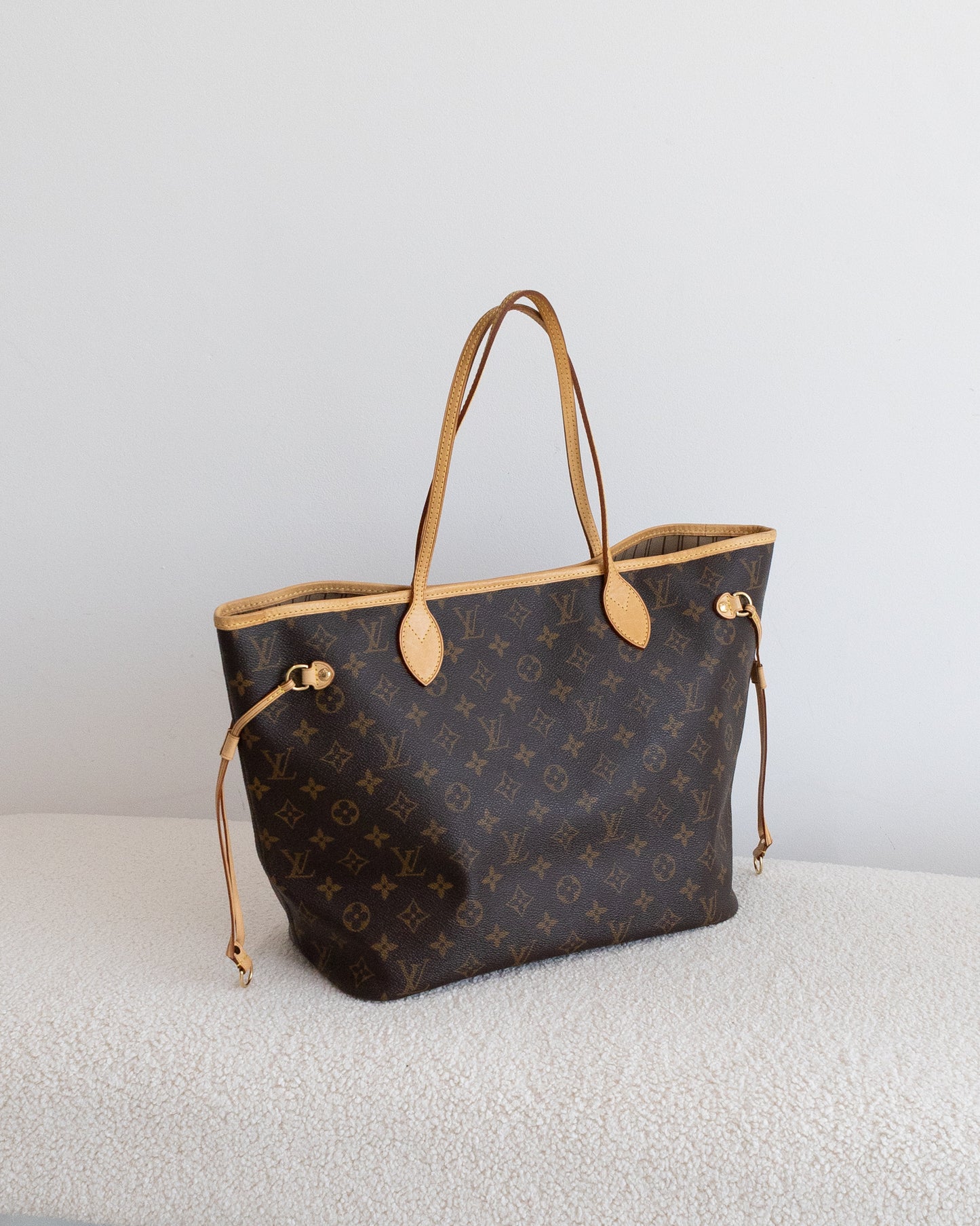 LOUIS VUITTON Neverfull MM