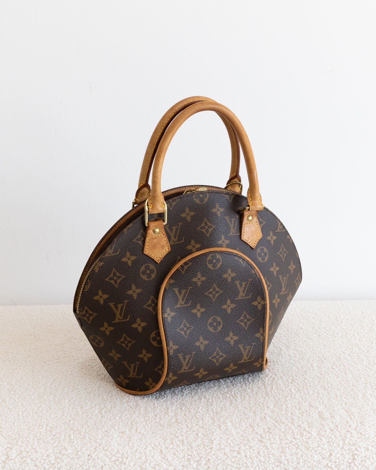 LOUIS VUITTON Ellipse PM