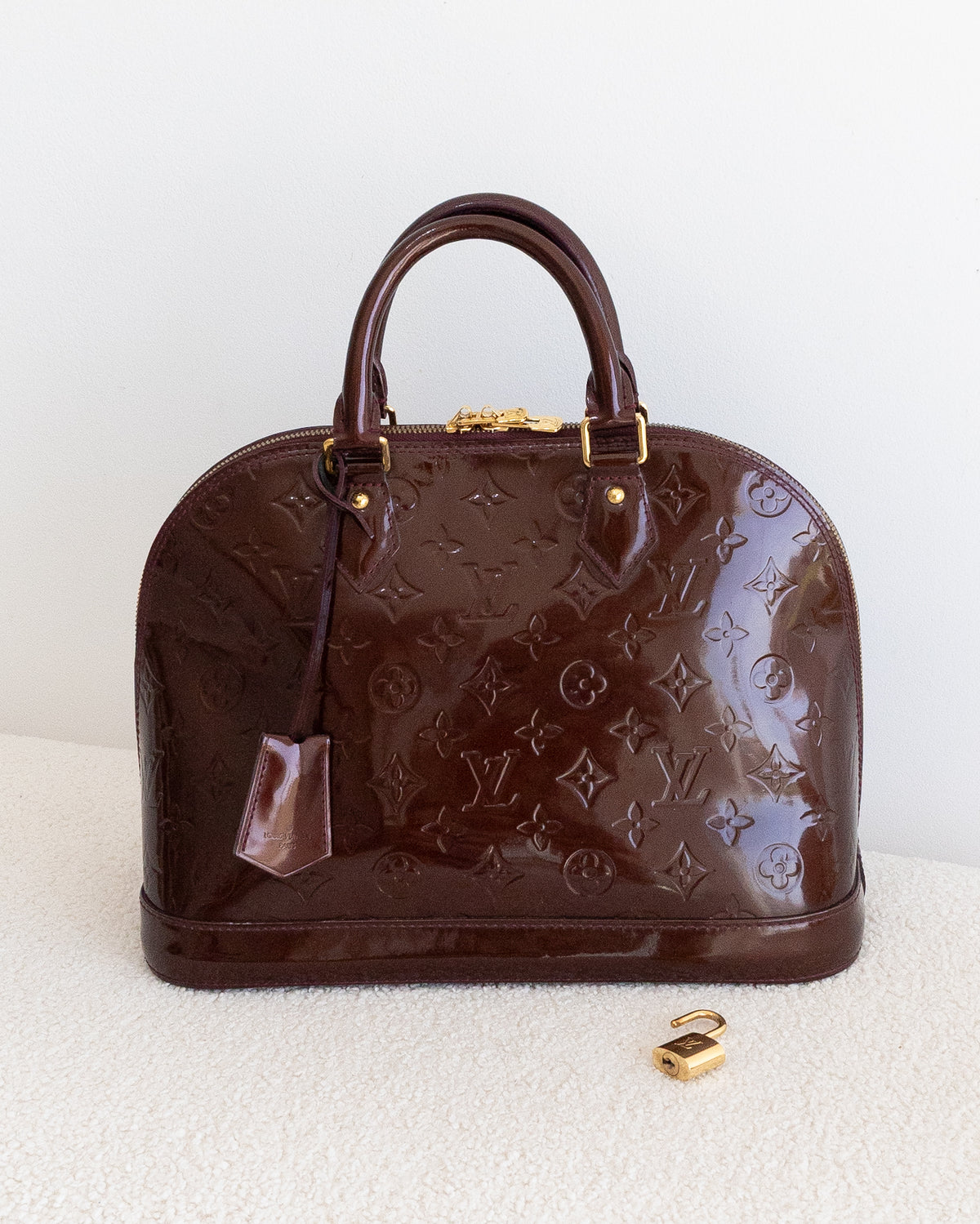 LOUIS VUITTON Alma PM