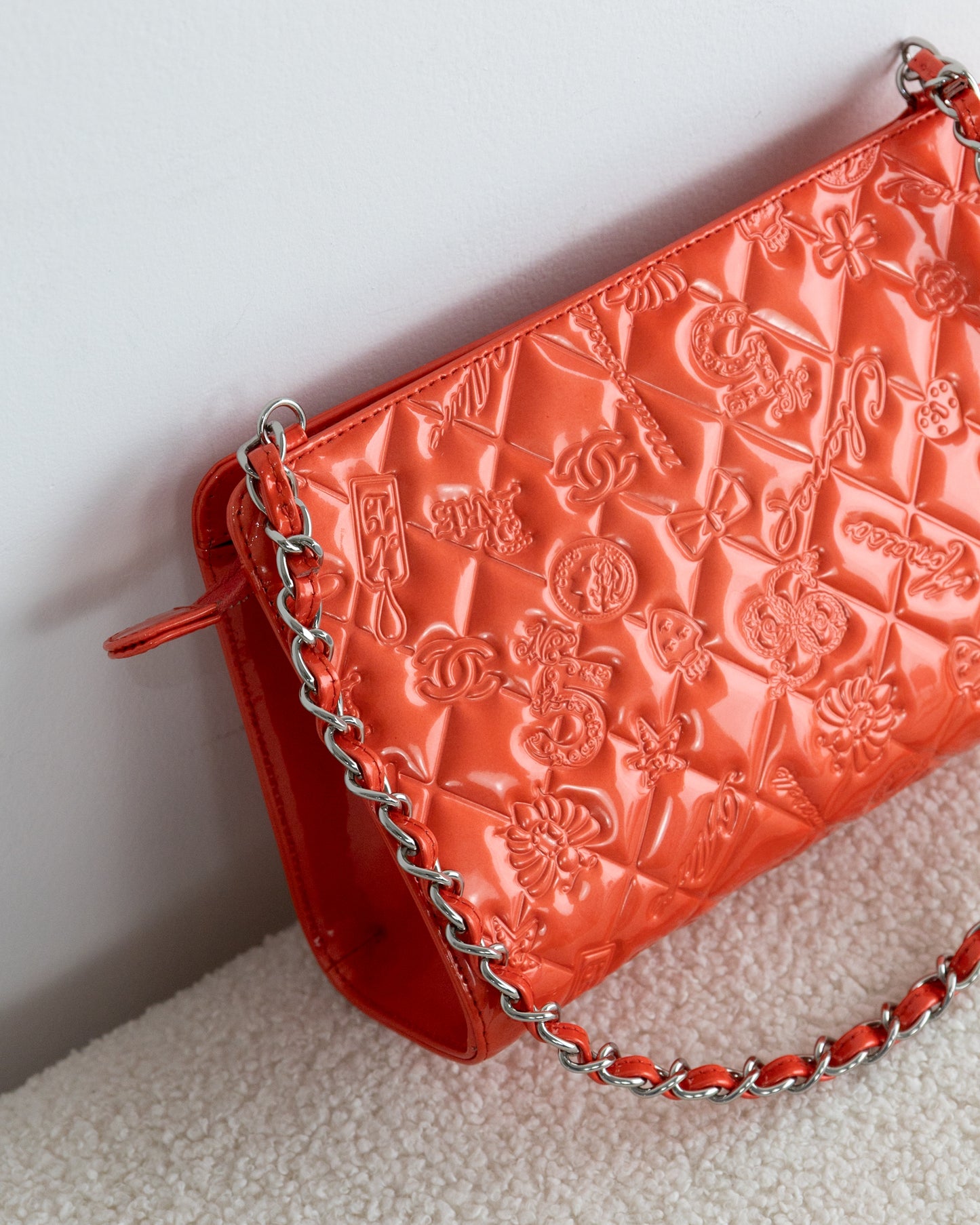 CHANEL Pochette Lucky Symbols
