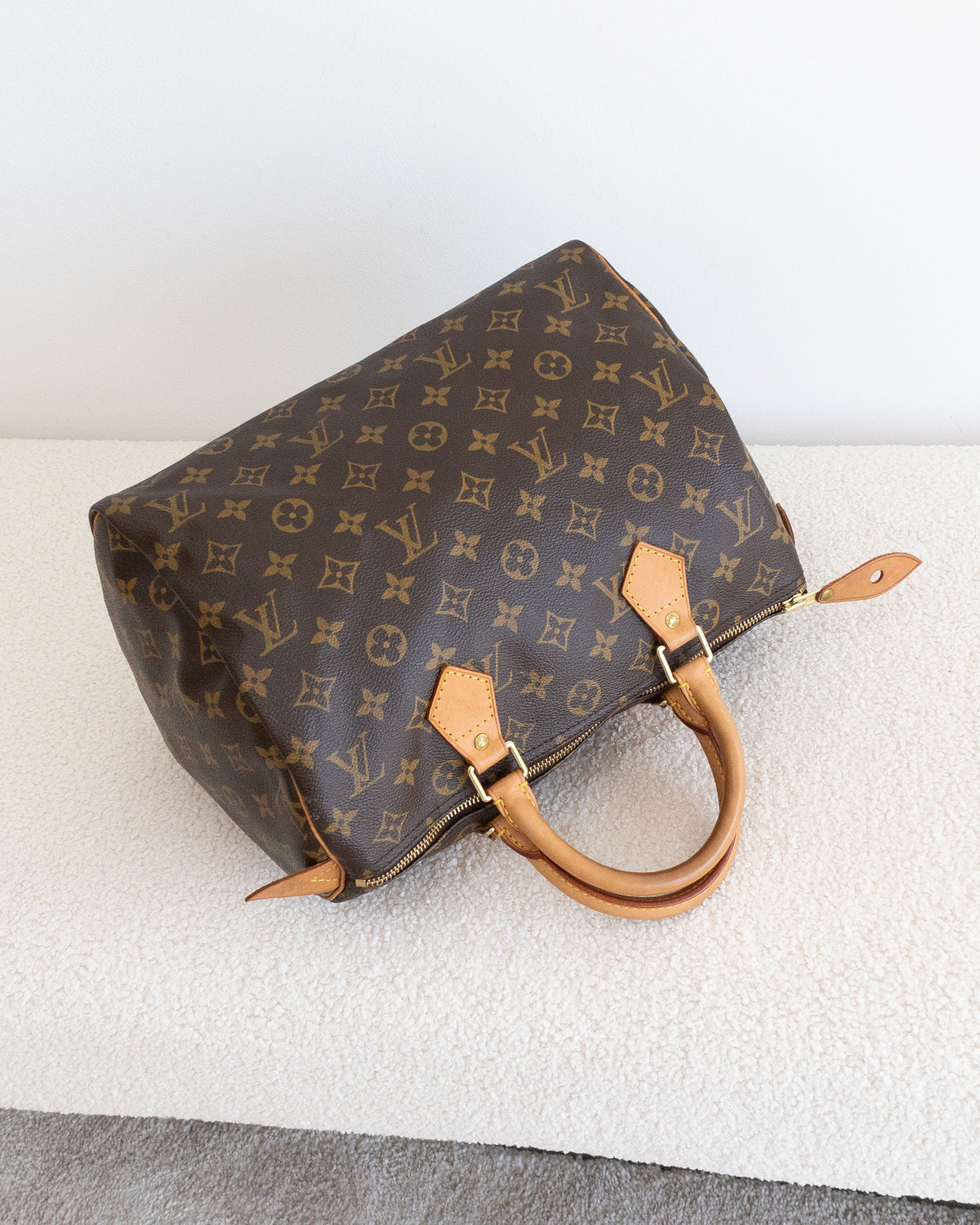 LOUIS VUITTON Speedy 30