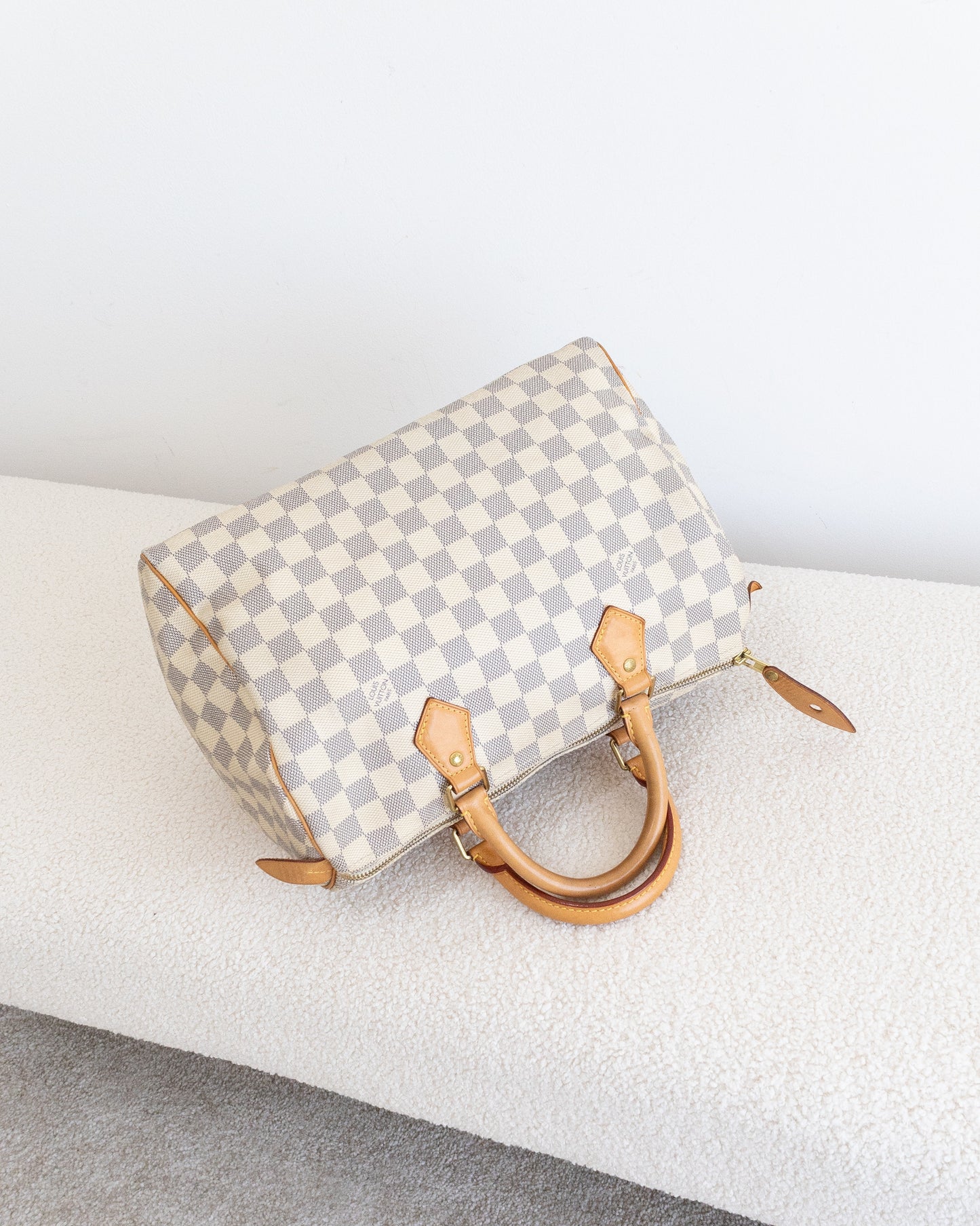 LOUIS VUITTON Speedy 30