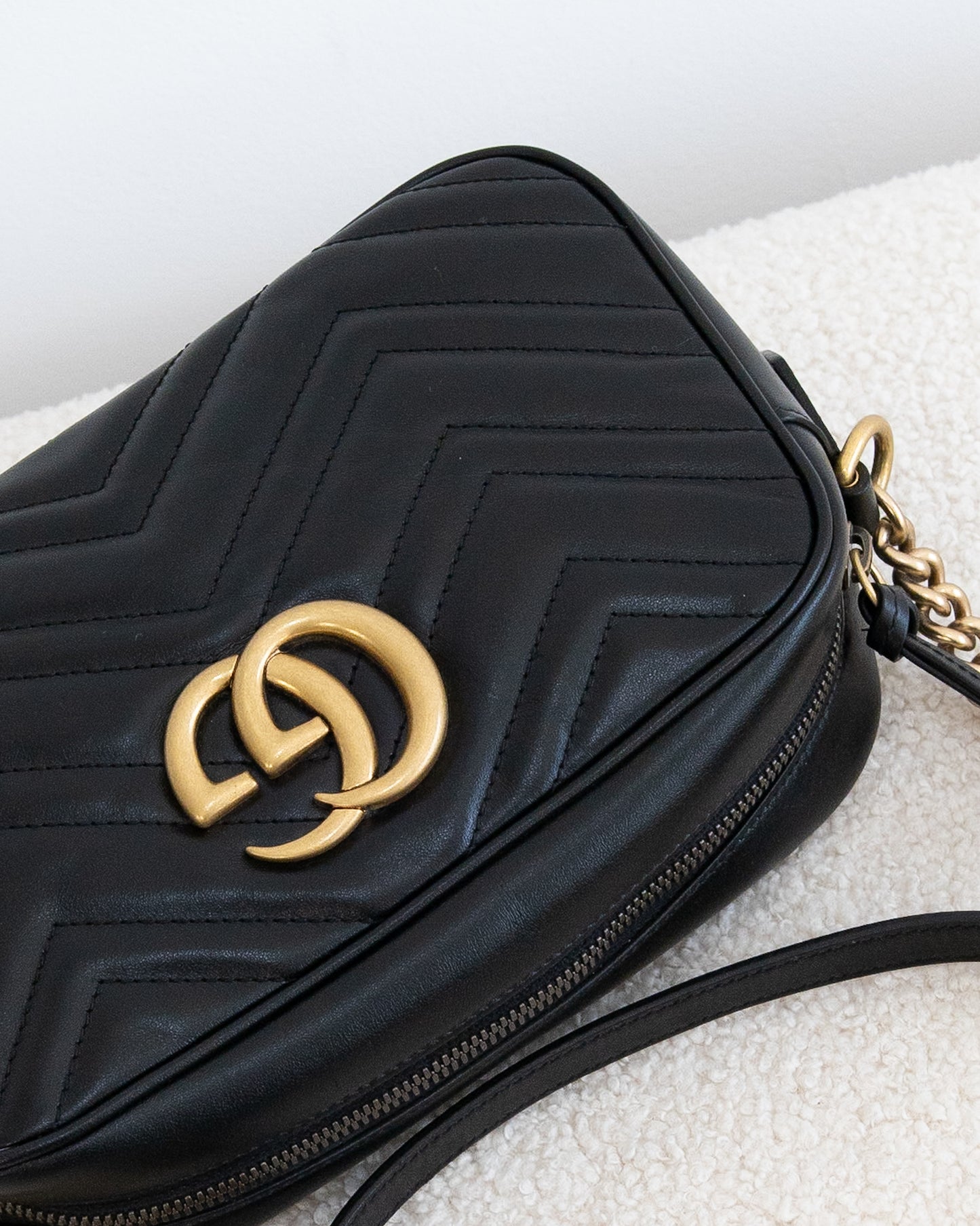 GUCCI Marmont Crossbody