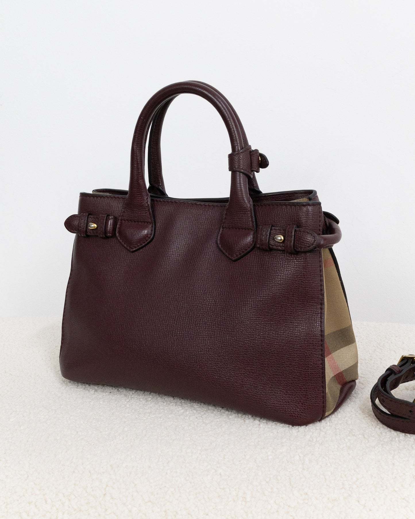 BURBERRY Banner Small