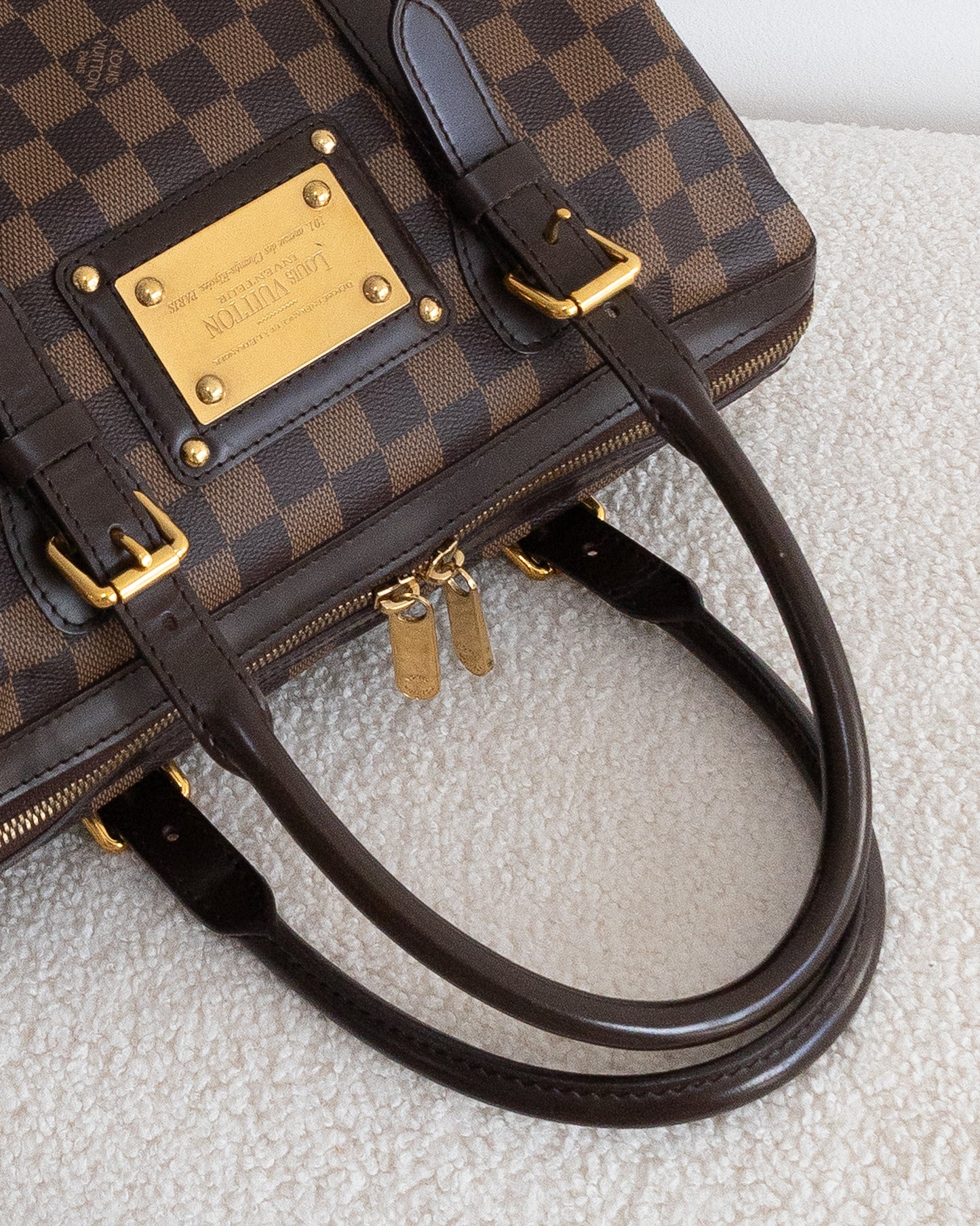 LOUIS VUITTON Bekerly