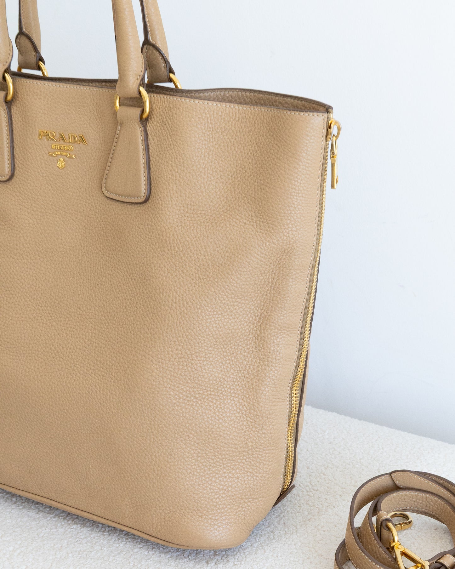 PRADA ZIpper Tote