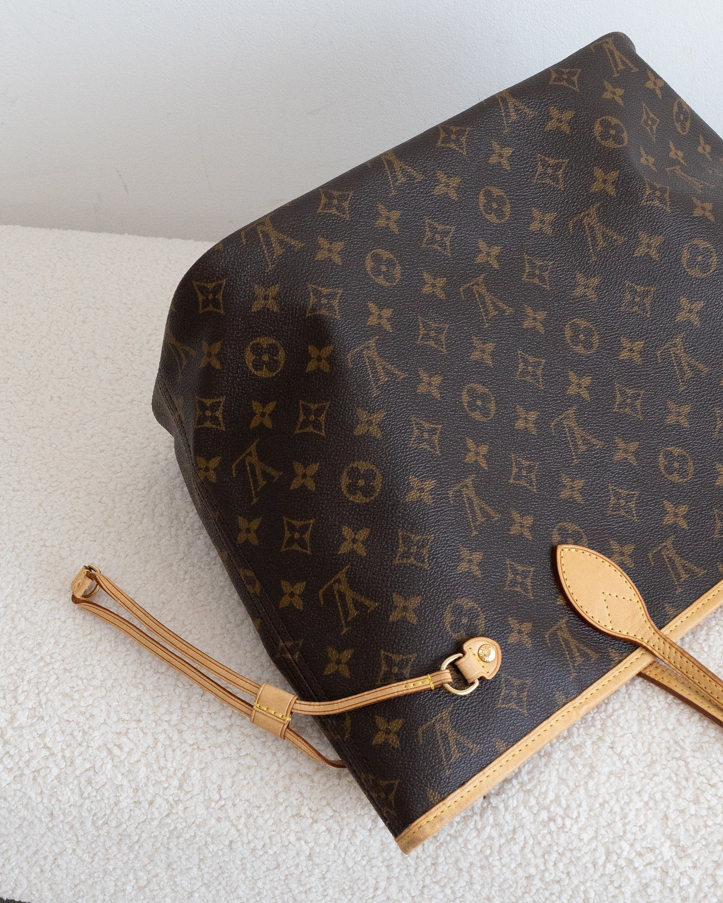 LOUIS VUITTON Neverfull MM