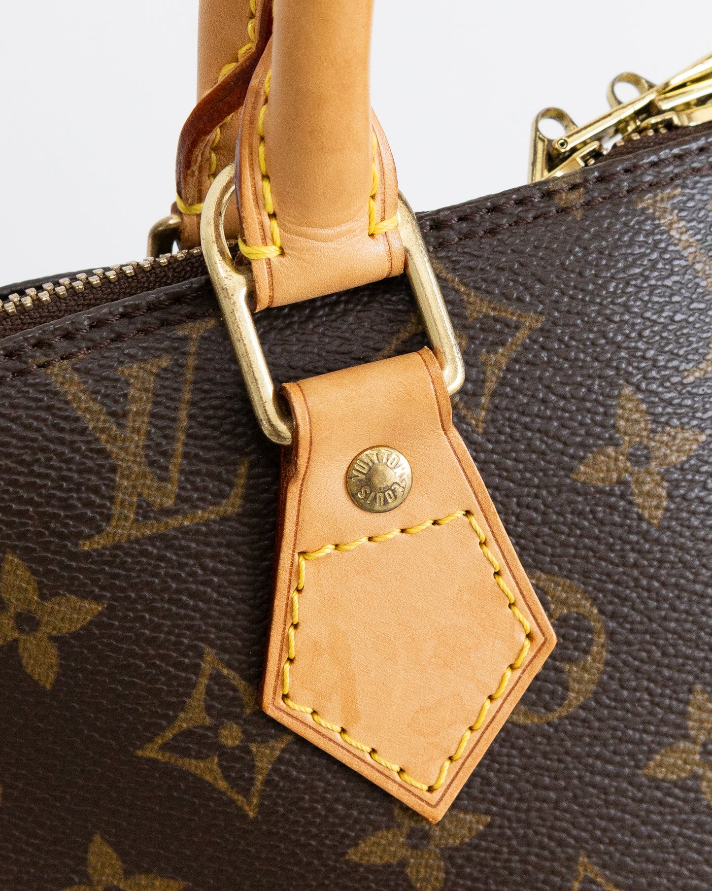 LOUIS VUITTON Alma PM