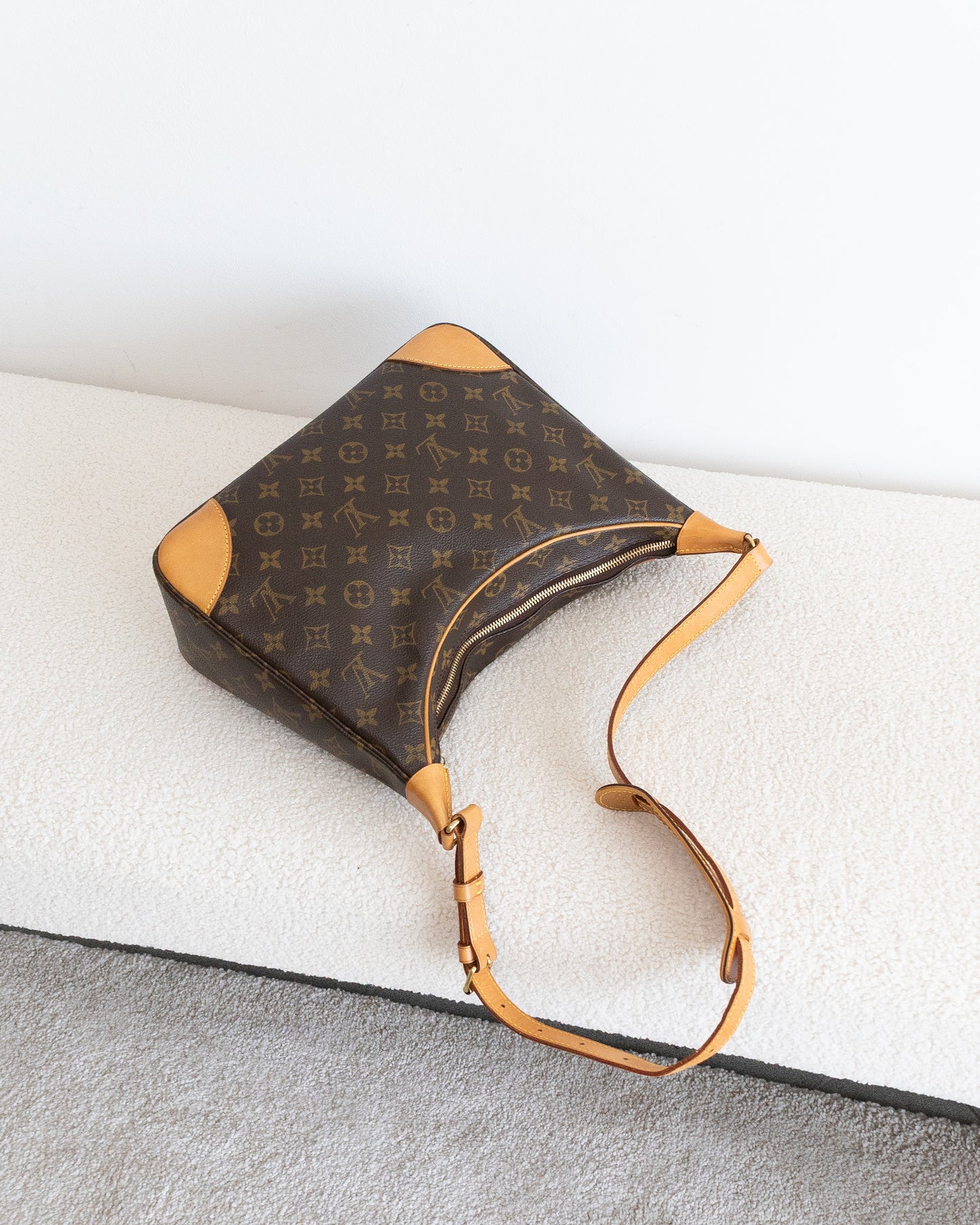 LOUIS VUITTON Boulogne 30
