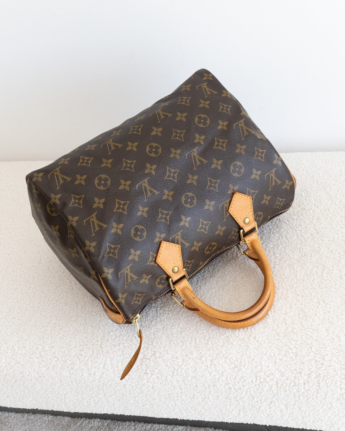LOUIS VUITTON Speedy 30