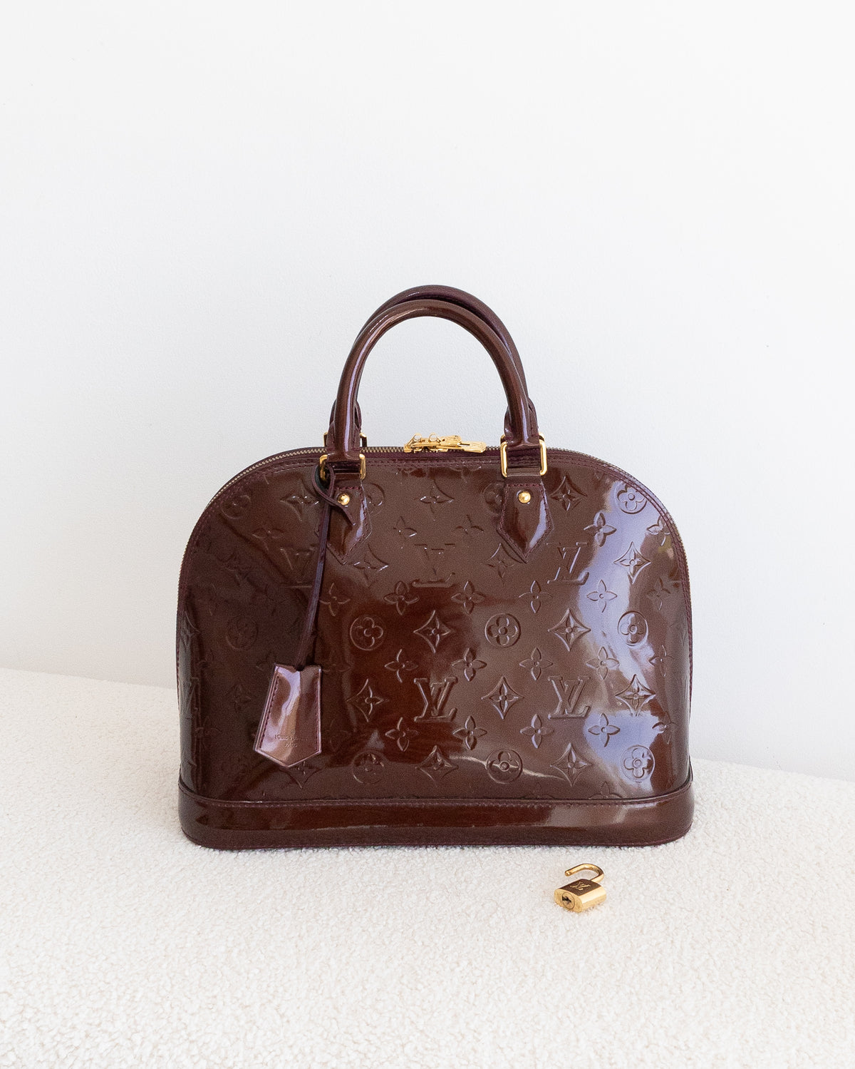 LOUIS VUITTON Alma PM