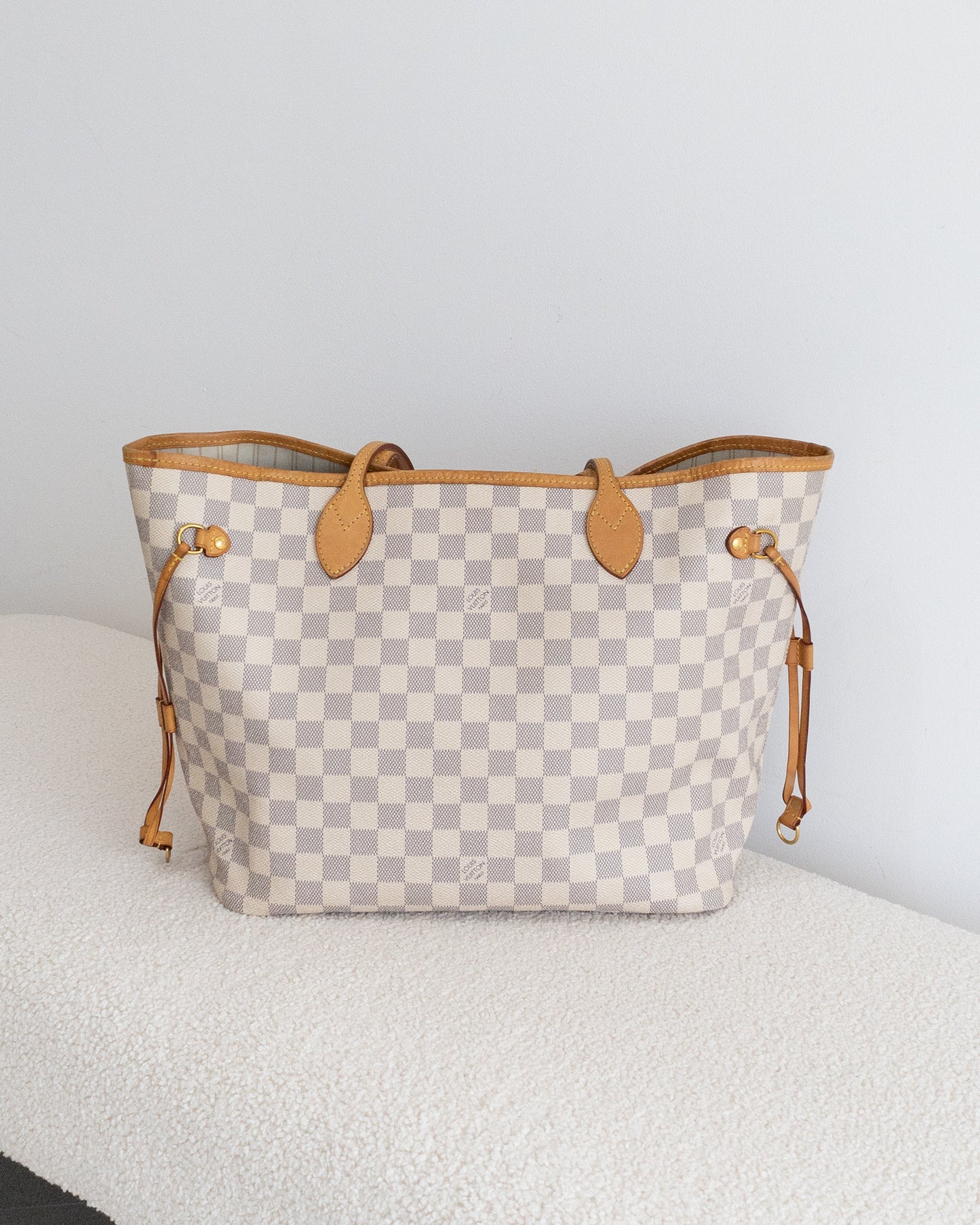 LOUIS VUITTON Neverfull MM