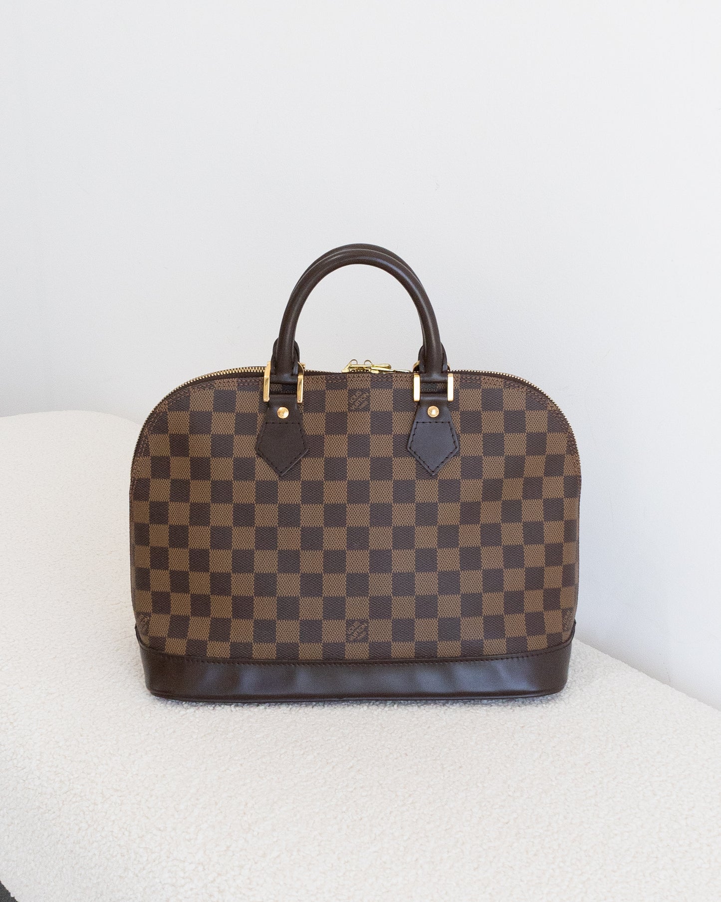 LOUIS VUITTON Alma PM
