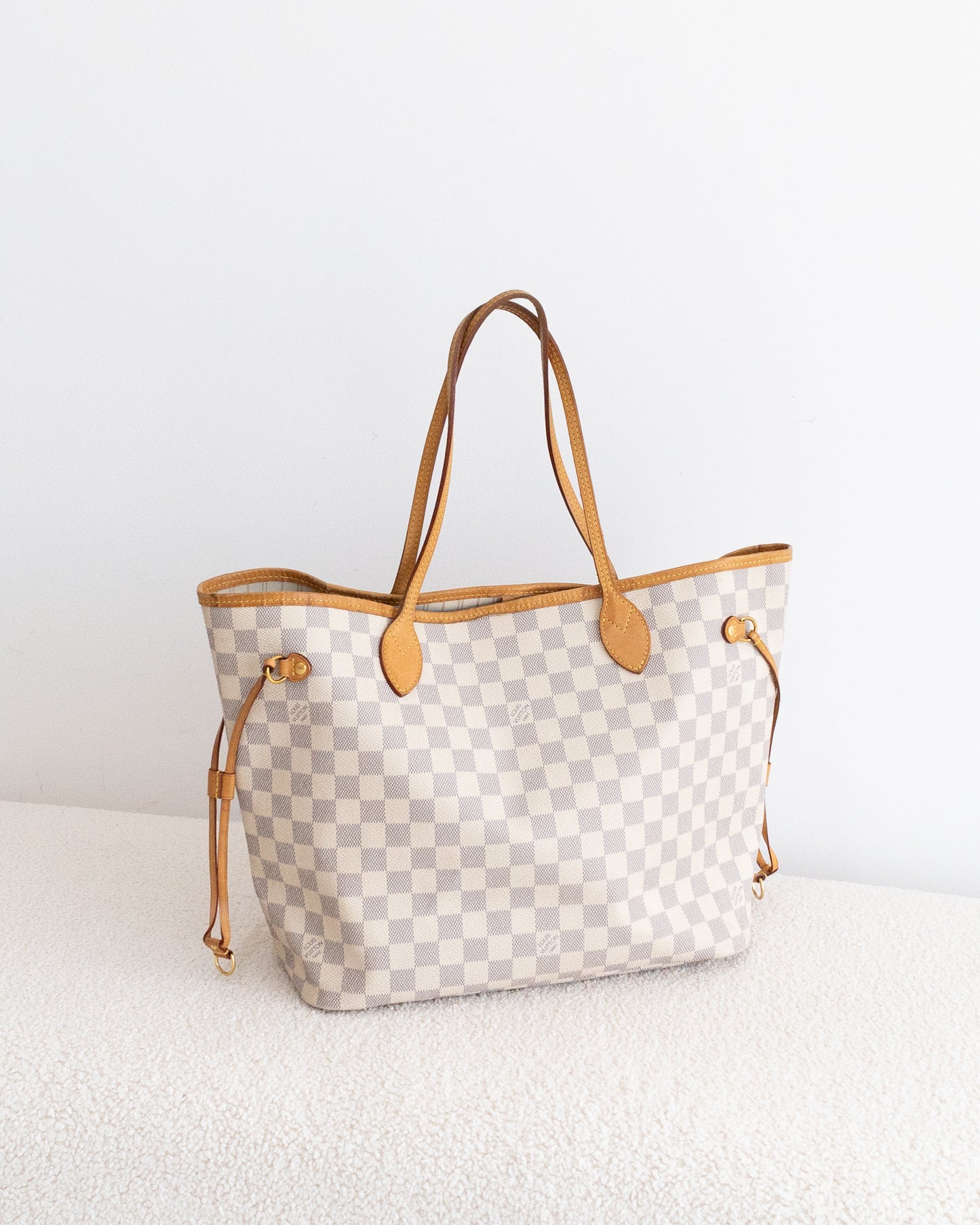 LOUIS VUITTON Neverfull MM