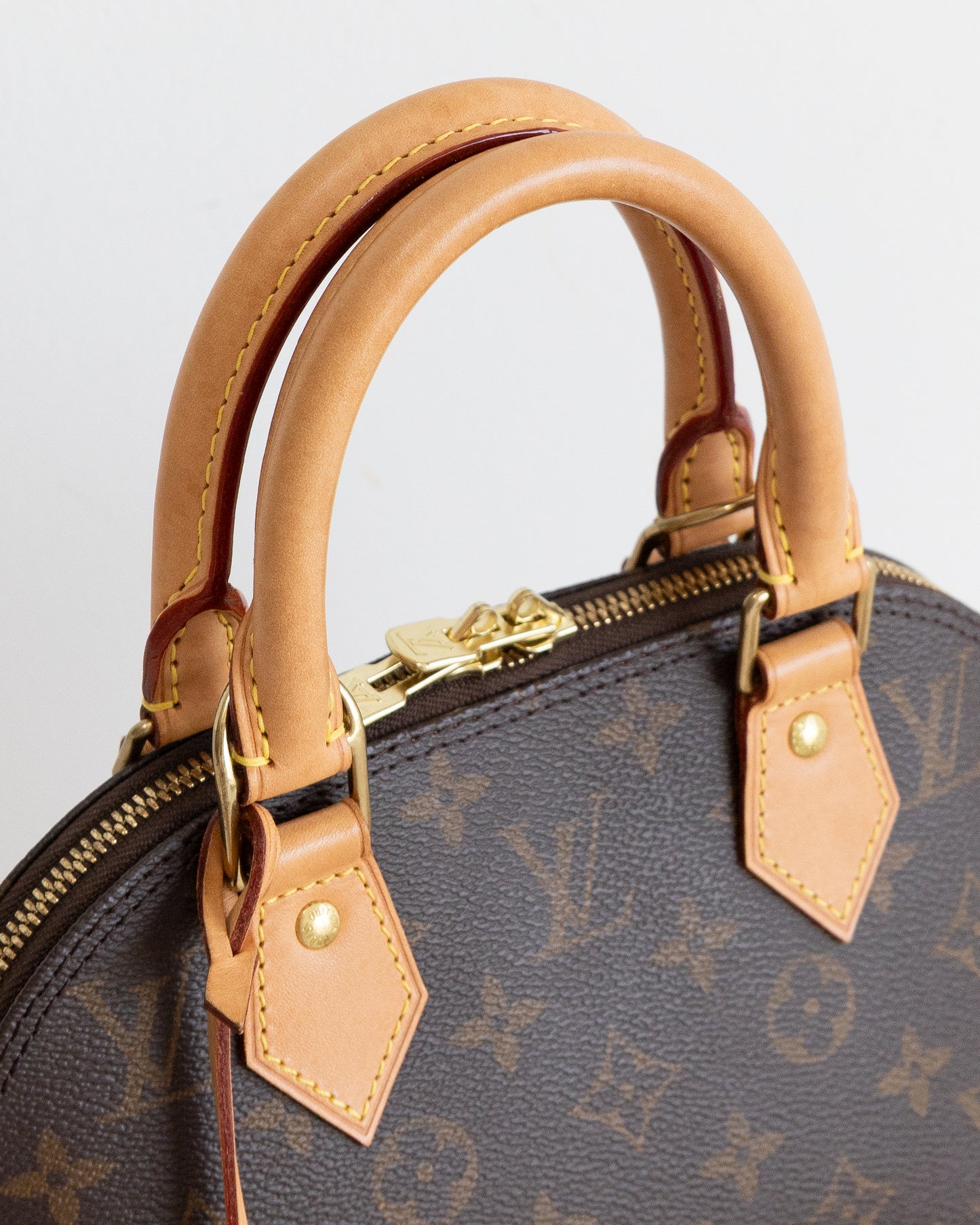 LOUIS VUITTON Alma BB