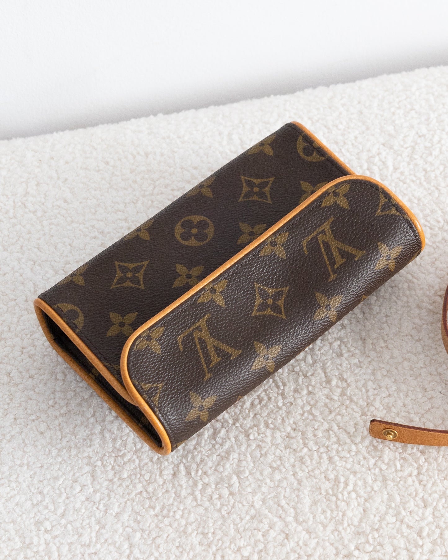 LOUIS VUITTON Florentine Belt Bag