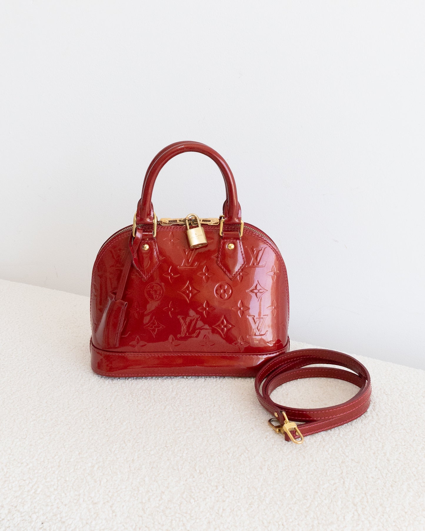 LOUIS VUITTON Alma BB