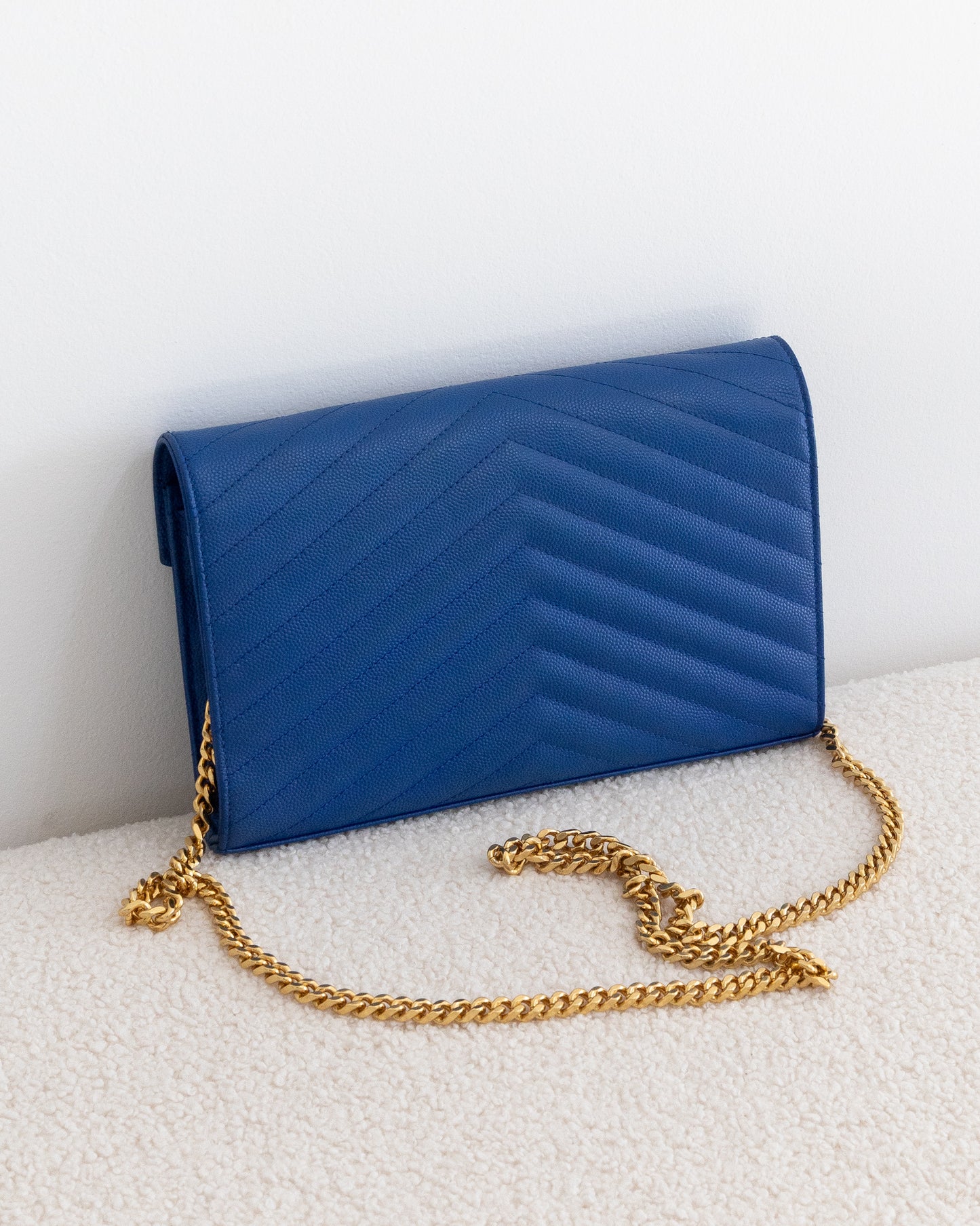 SAINT LAURENT Cassandre WOC