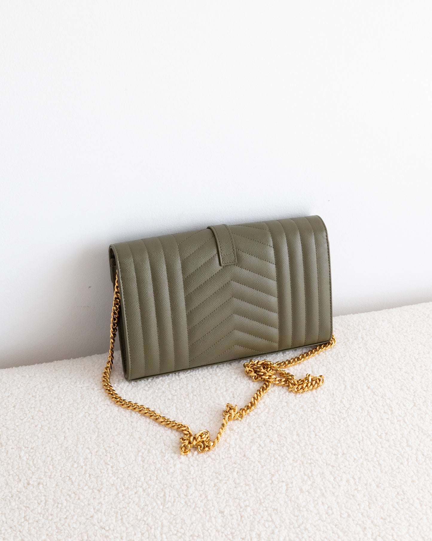 SAINT LAURENT Cassandre WOC