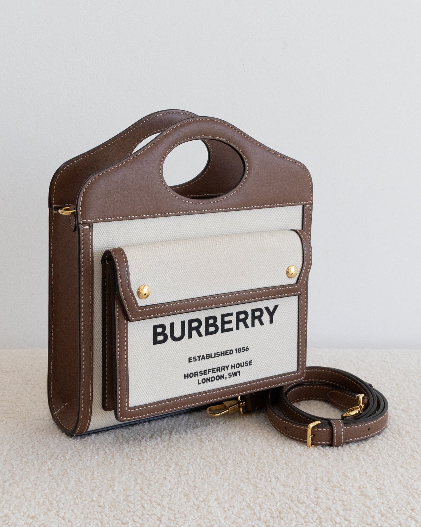 BURBERRY Mini Pocket