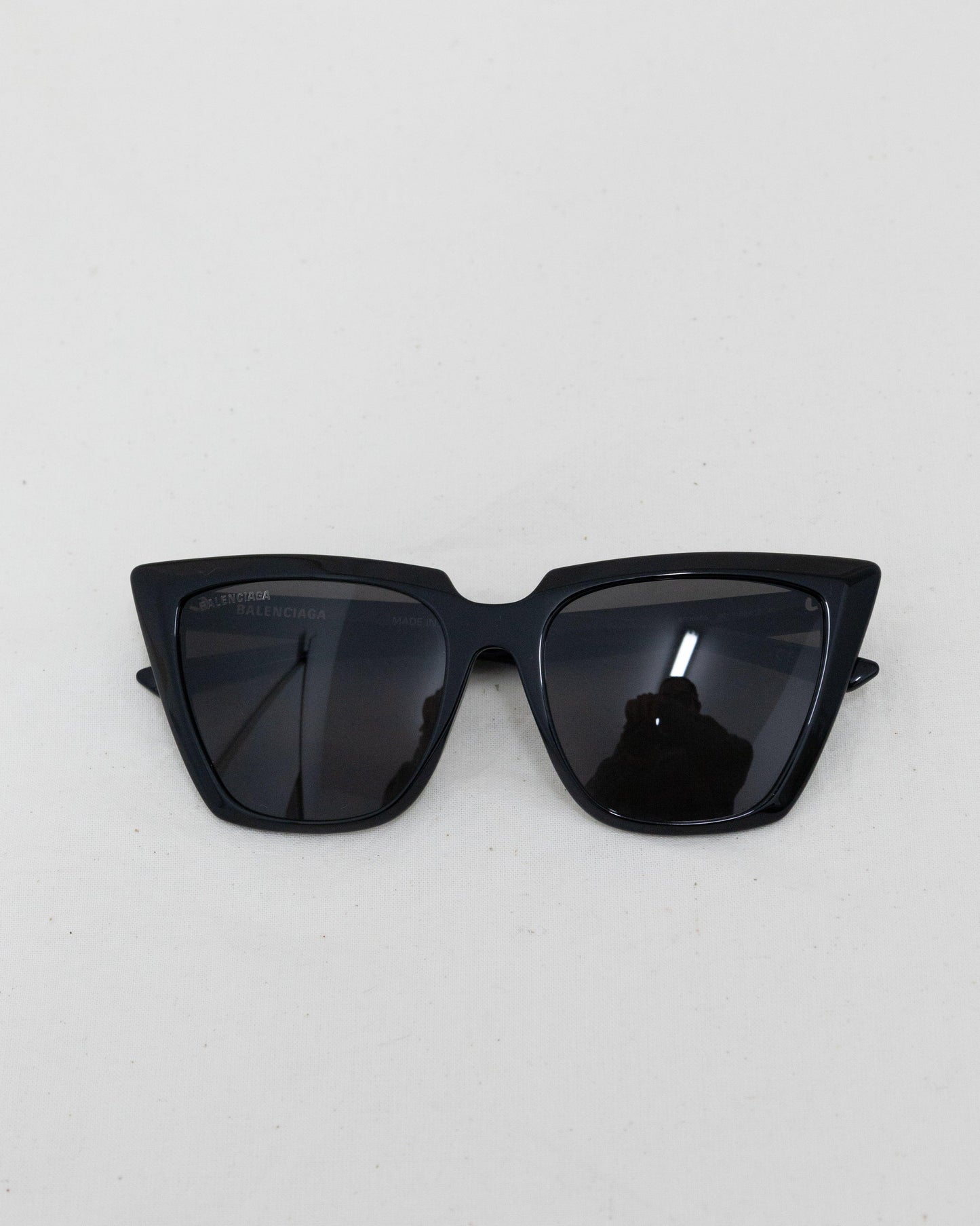 BALENCIAGA Sunglasses - THE VOG CLOSET