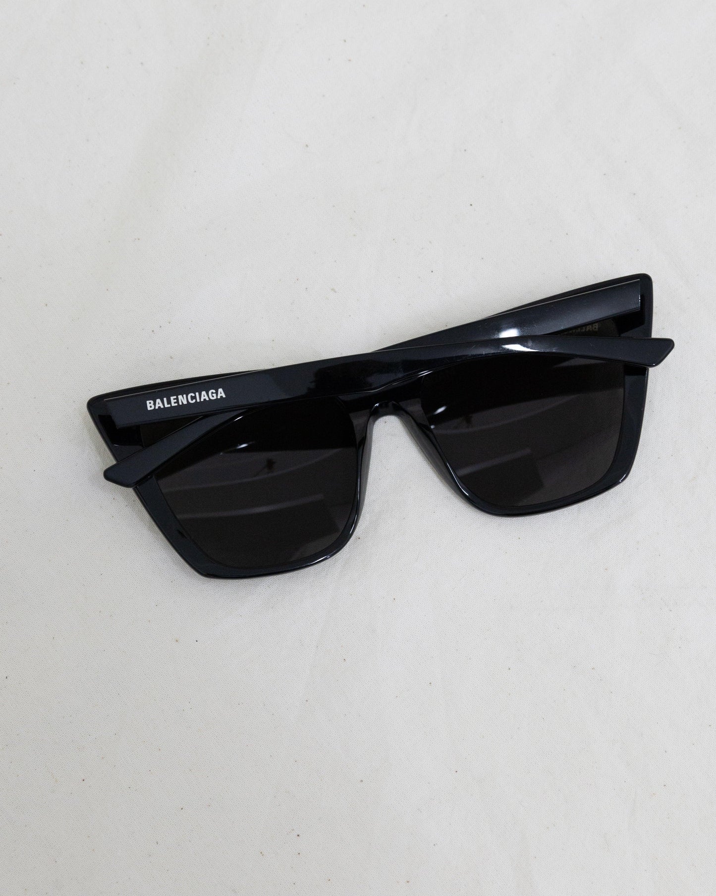 BALENCIAGA Sunglasses - THE VOG CLOSET