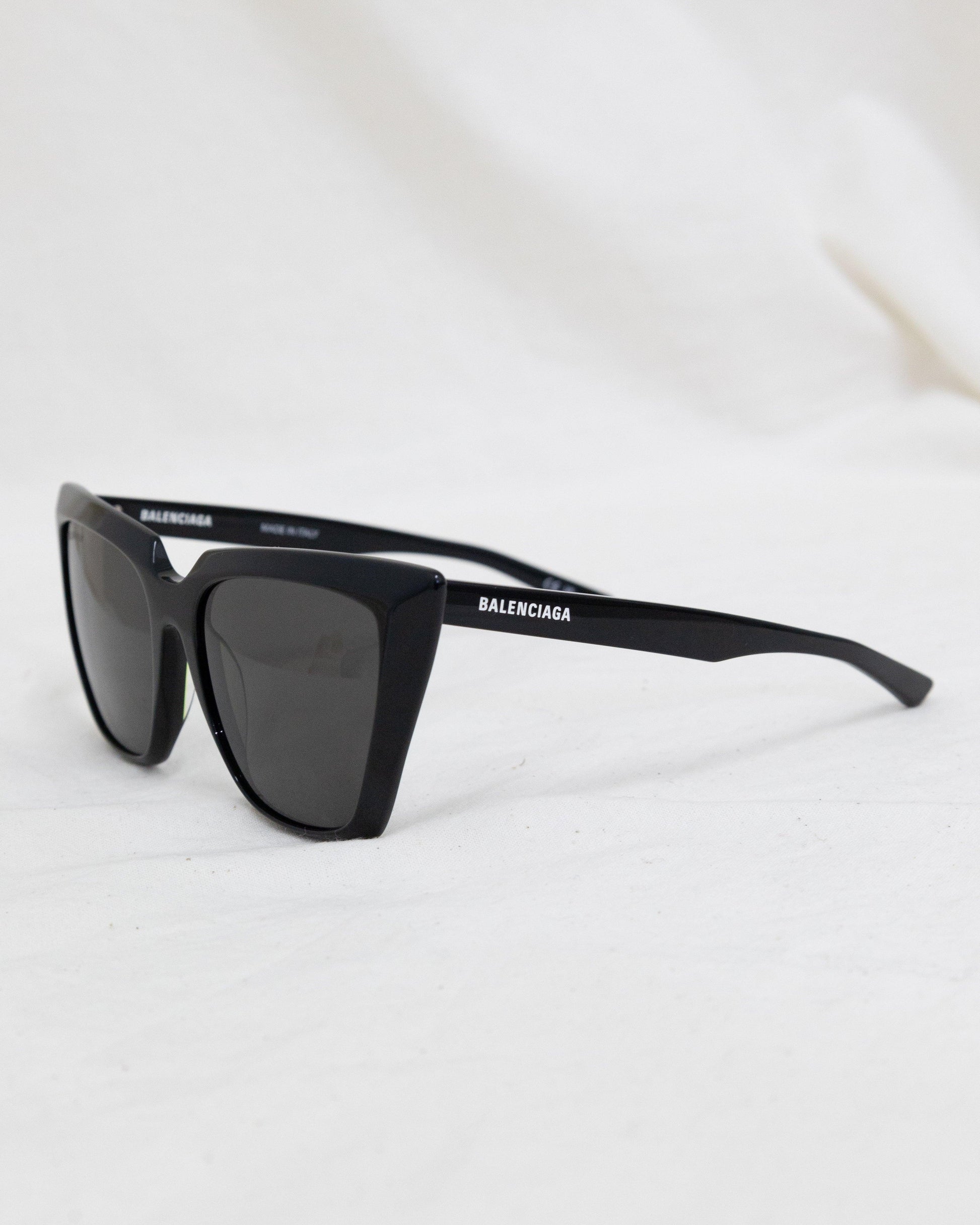 BALENCIAGA Sunglasses - THE VOG CLOSET