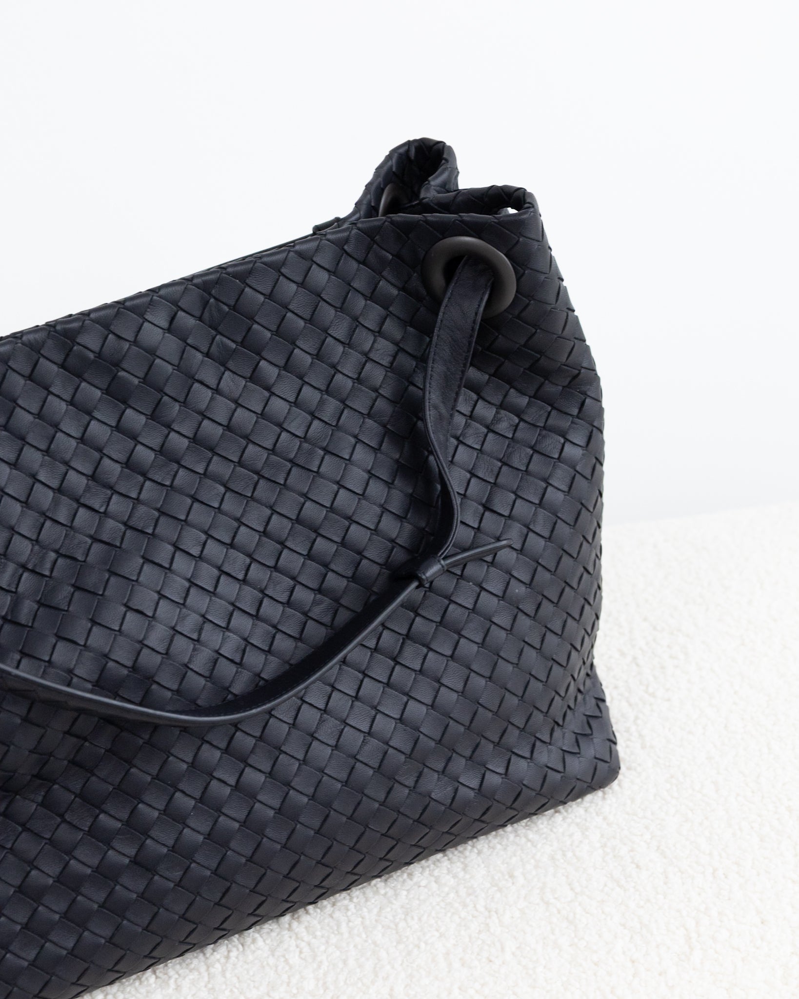 BOTTEGA VENETA Tote - THE VOG CLOSET