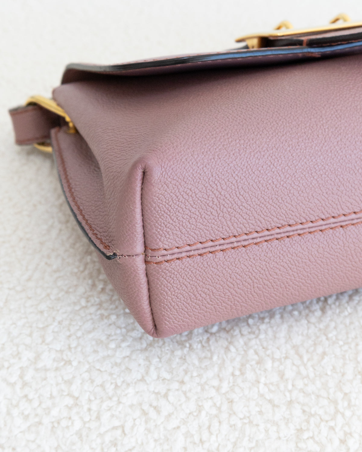 BURBERRY Medley Buckle