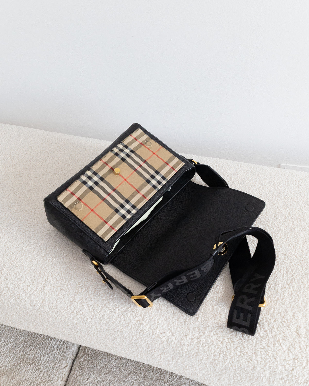 BURBERRY Note
