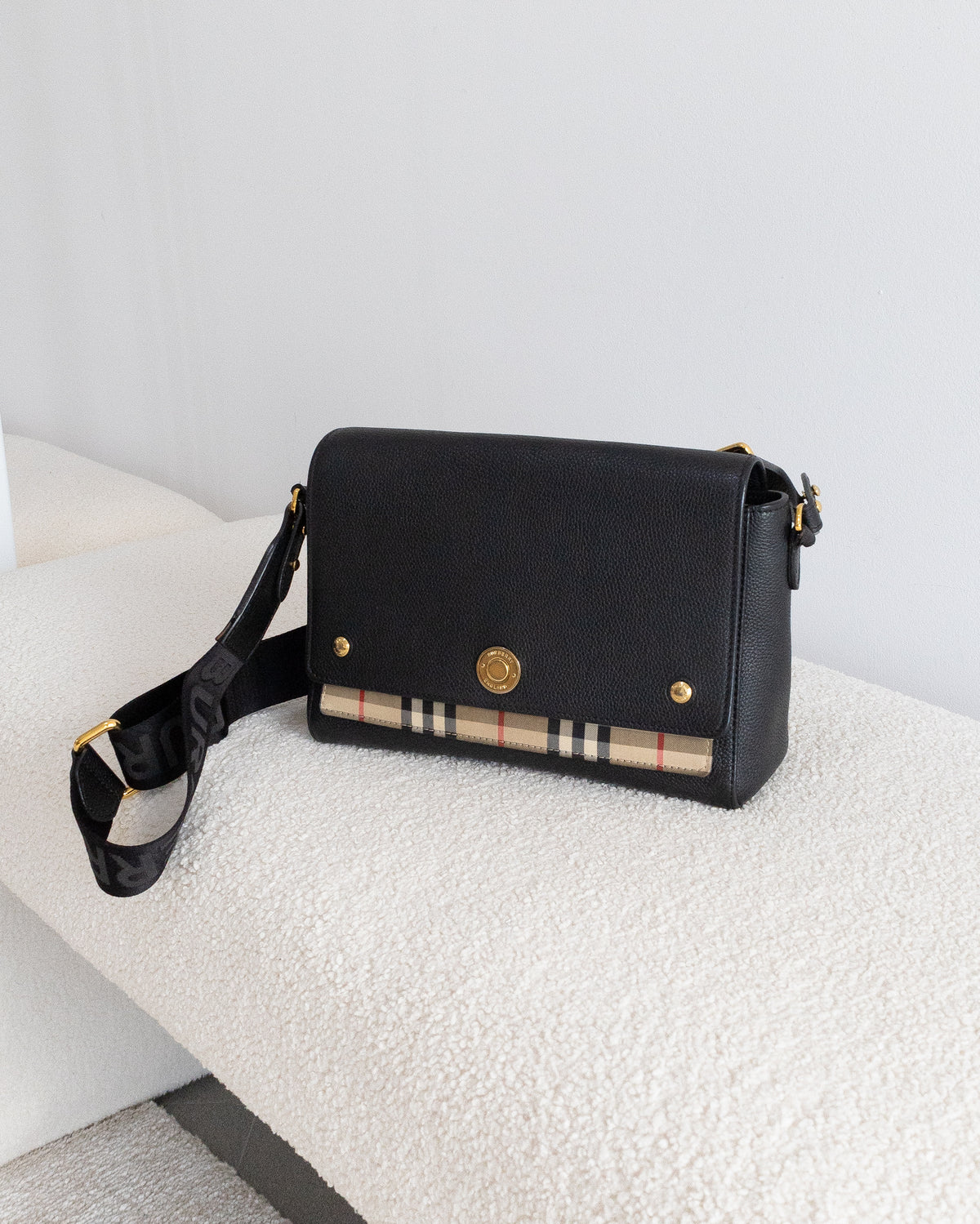 BURBERRY Note