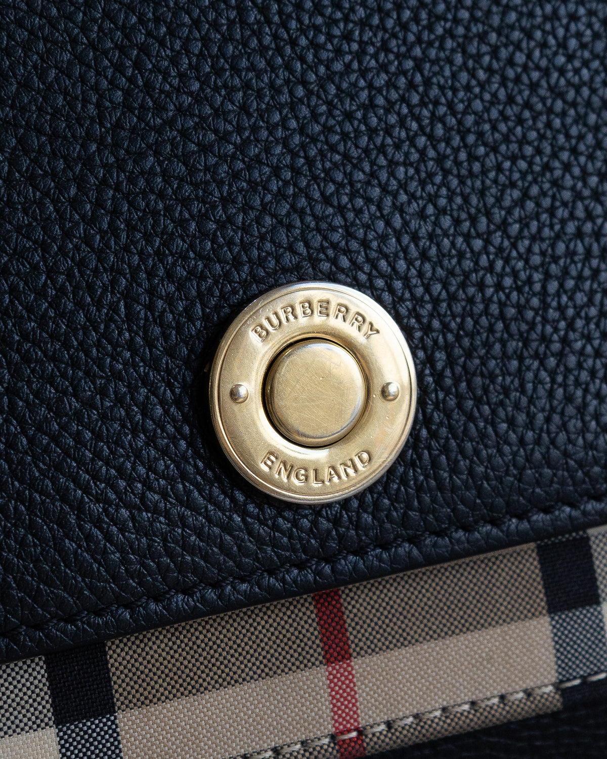BURBERRY Note