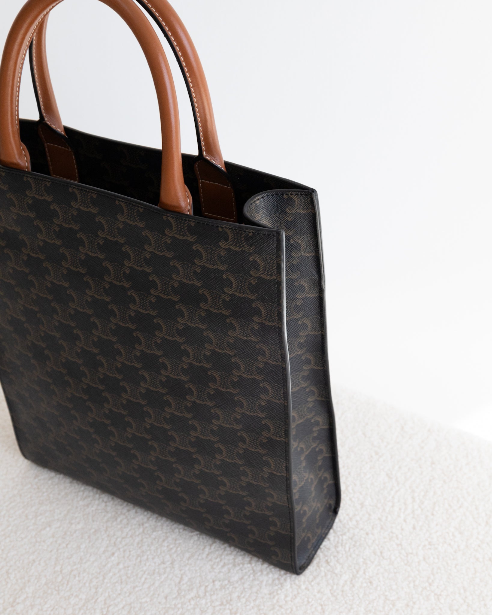 CELINE Vertical Cabas - THE VOG CLOSET